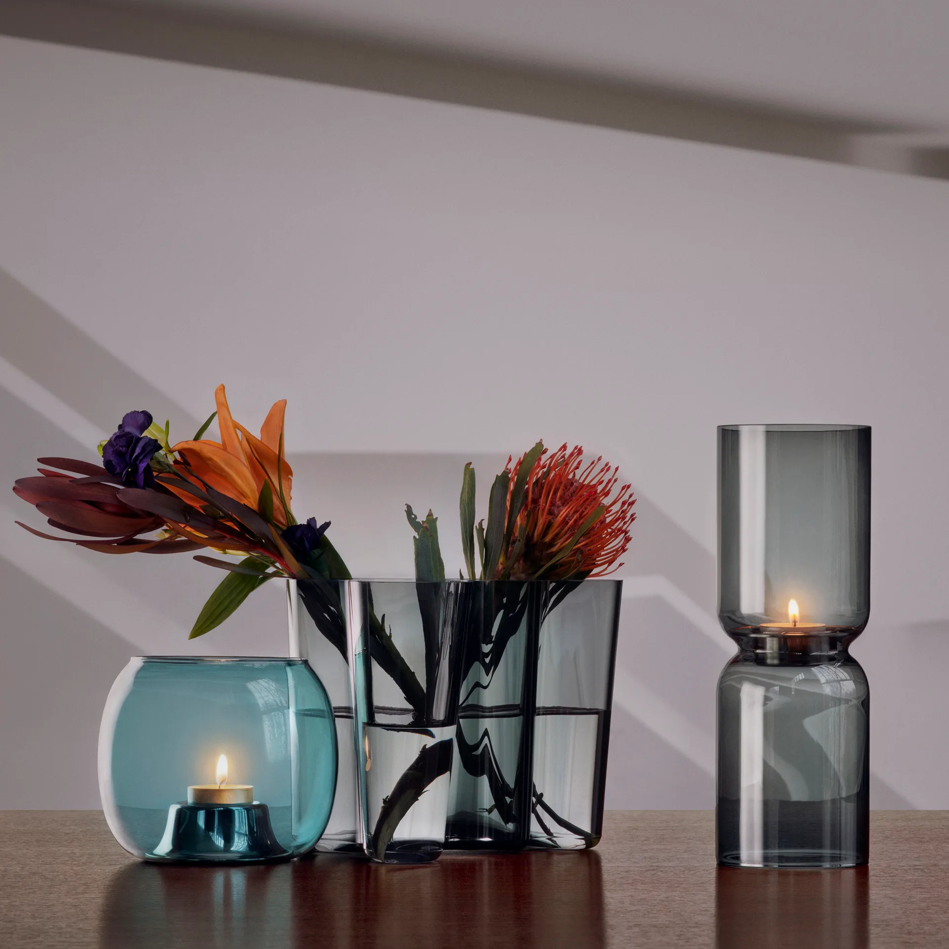 Lanterna Lantern 25 cm, Cinza escuro Iittala