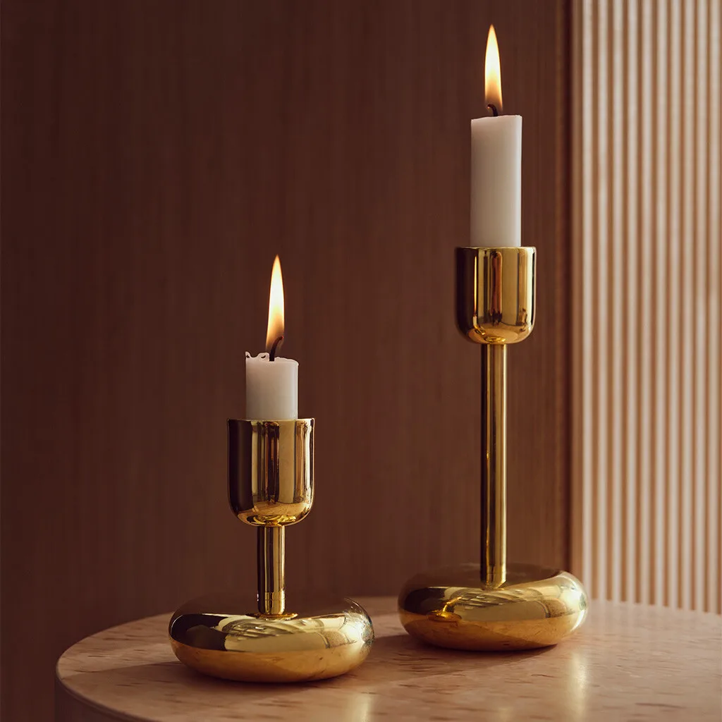 Nappula castiçal Metal dourado, grande 183 mm Iittala