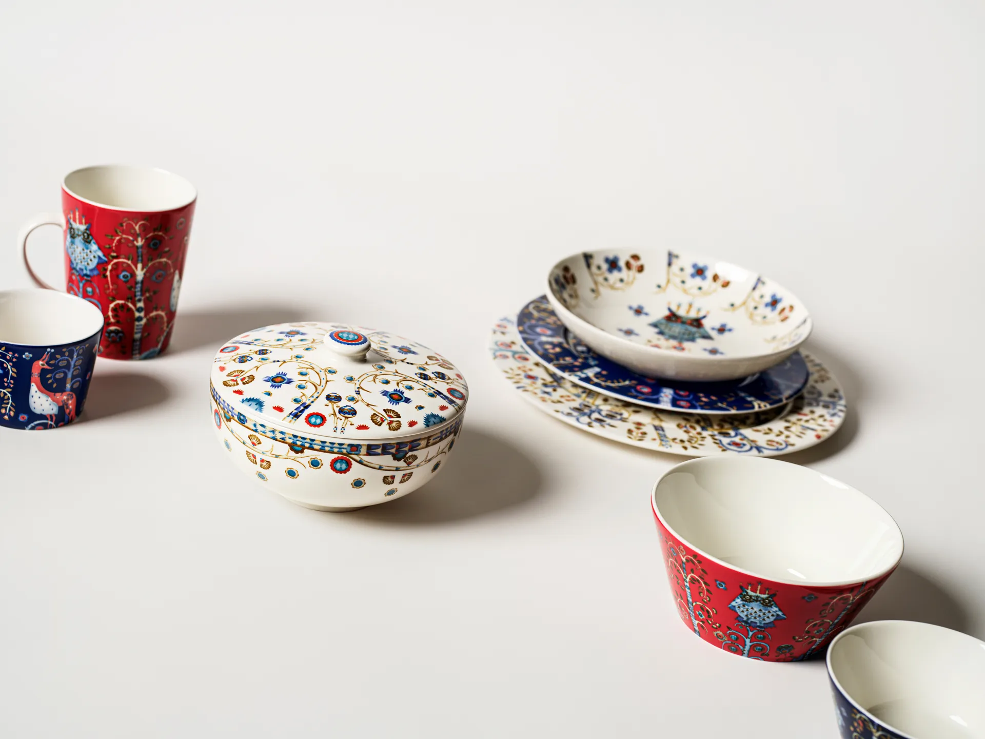 Prato Taika Ø16 cm, Azul Iittala