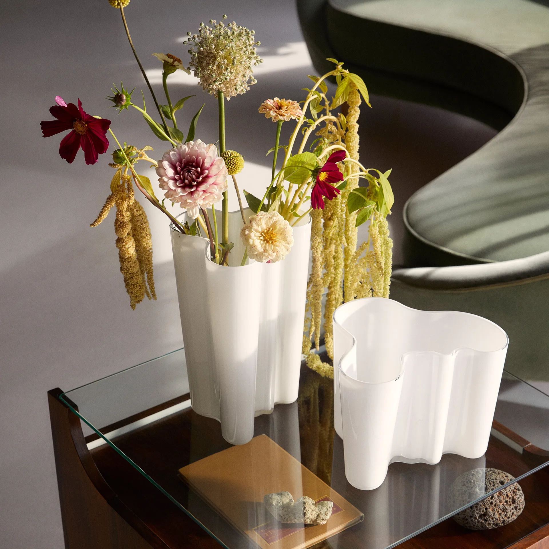 Vaso Aalto branco opala, 251 mm Iittala