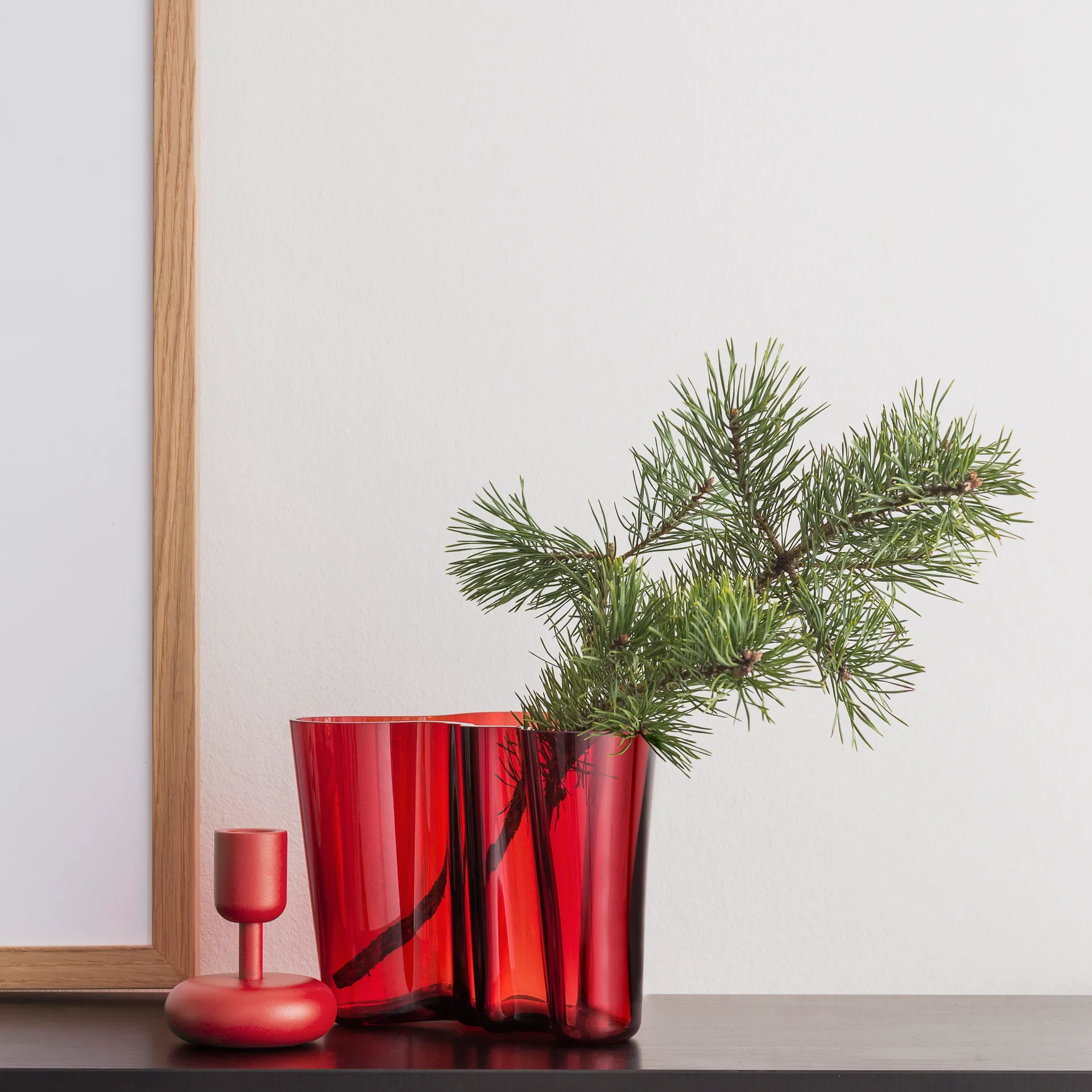 Vaso Aalto cranberry, 160 mm Iittala
