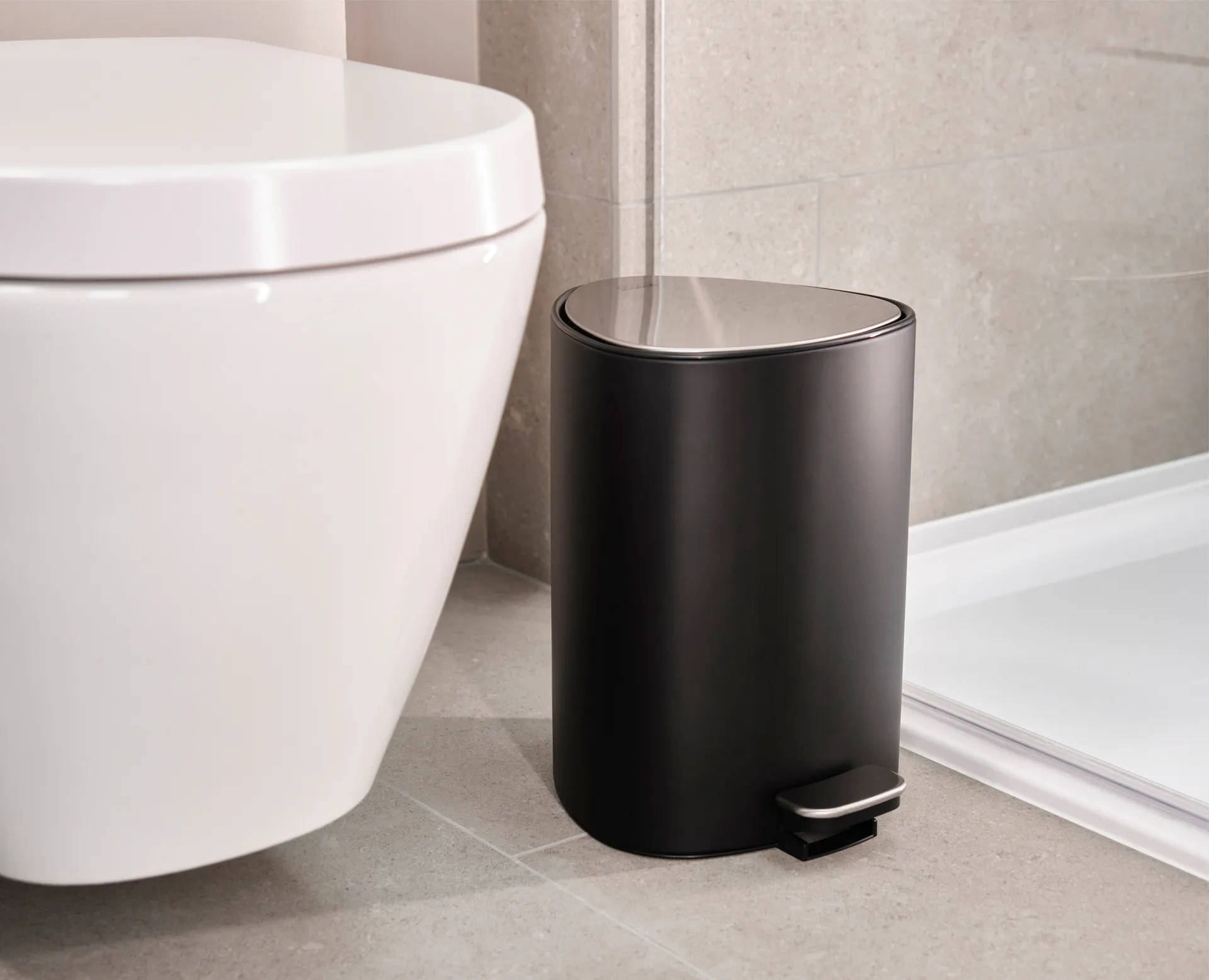 Easystore Caixote com pedal  5 L, Preto mate Joseph Joseph