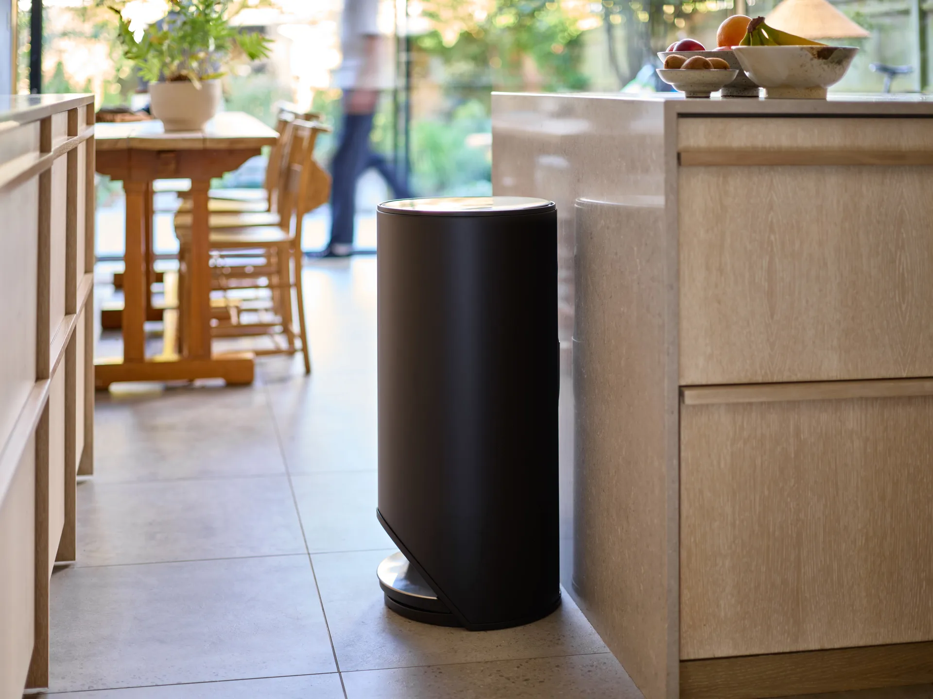 Joseph Joseph Arc lixo de pedal 30 L, Preto carbono Joseph Joseph