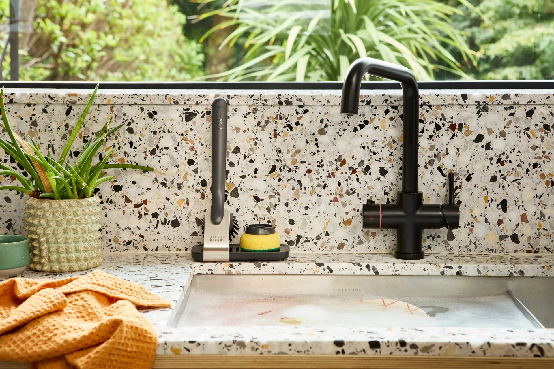 Joseph Joseph Sinktech escova de loiça com suporte grande de aço, Cinza Joseph Joseph