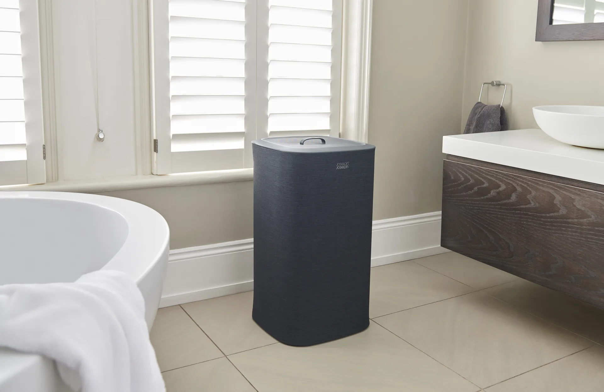 Tota Cesto de roupa 60 L, Preto Joseph Joseph