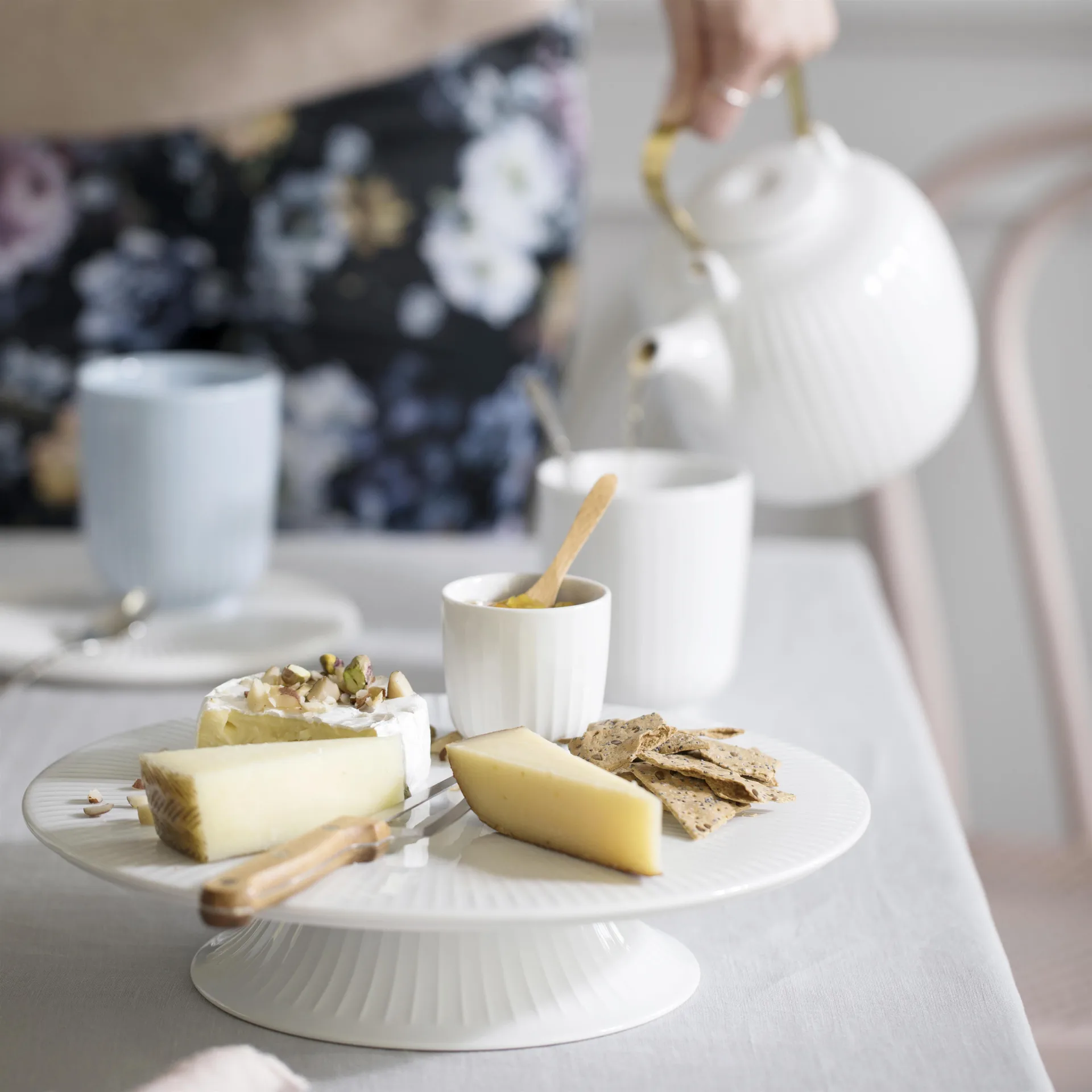 Base de bolos Hammershøi Ø30 cm, branco Kähler