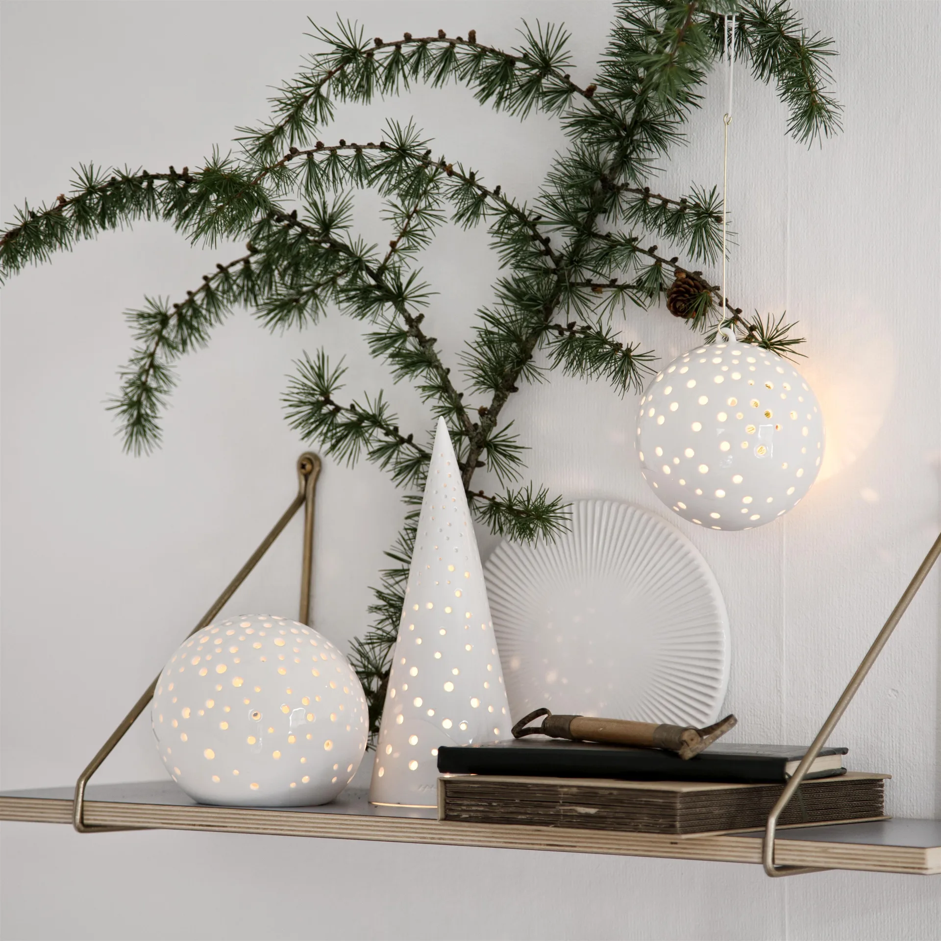 Castiçal Nobili médio, branco neve Kähler