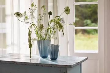 Vaso Hammershøi unfold - Azul, 16,5 cm - Kähler