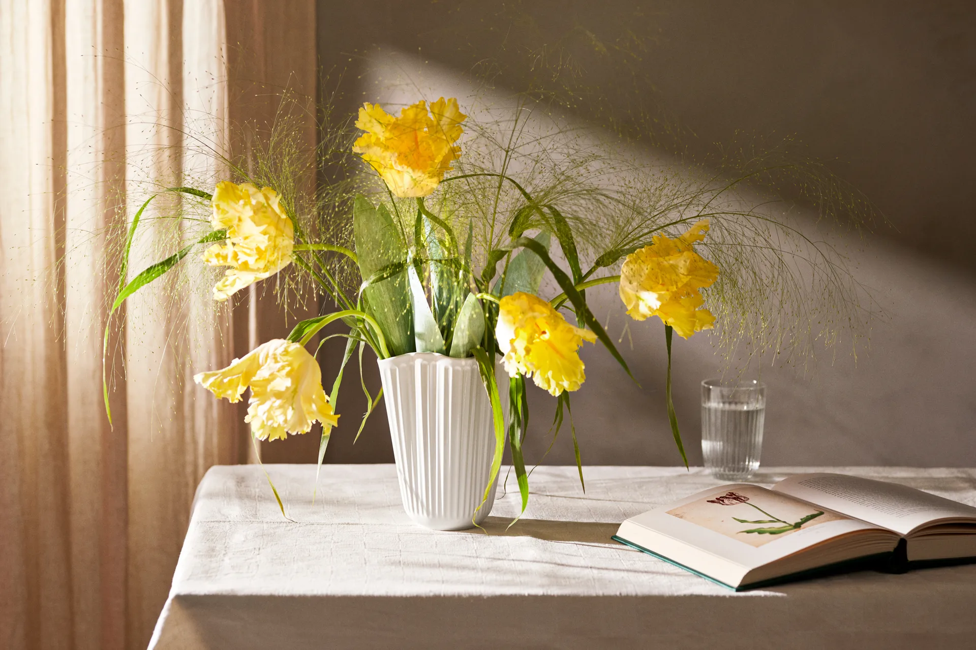 Vaso Hammershøi unfold, Branco, 20,5 cm Kähler