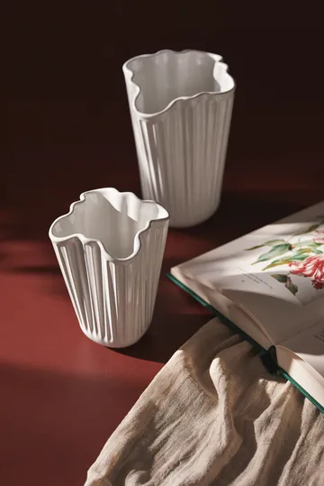 Vaso Hammershøi unfold - Branco, 20,5 cm - Kähler