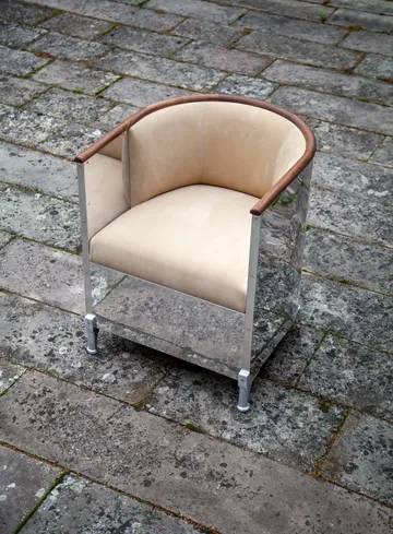 Aluminium poltrona polida - Couro Duet Gold-óleo nogueira - Källemo