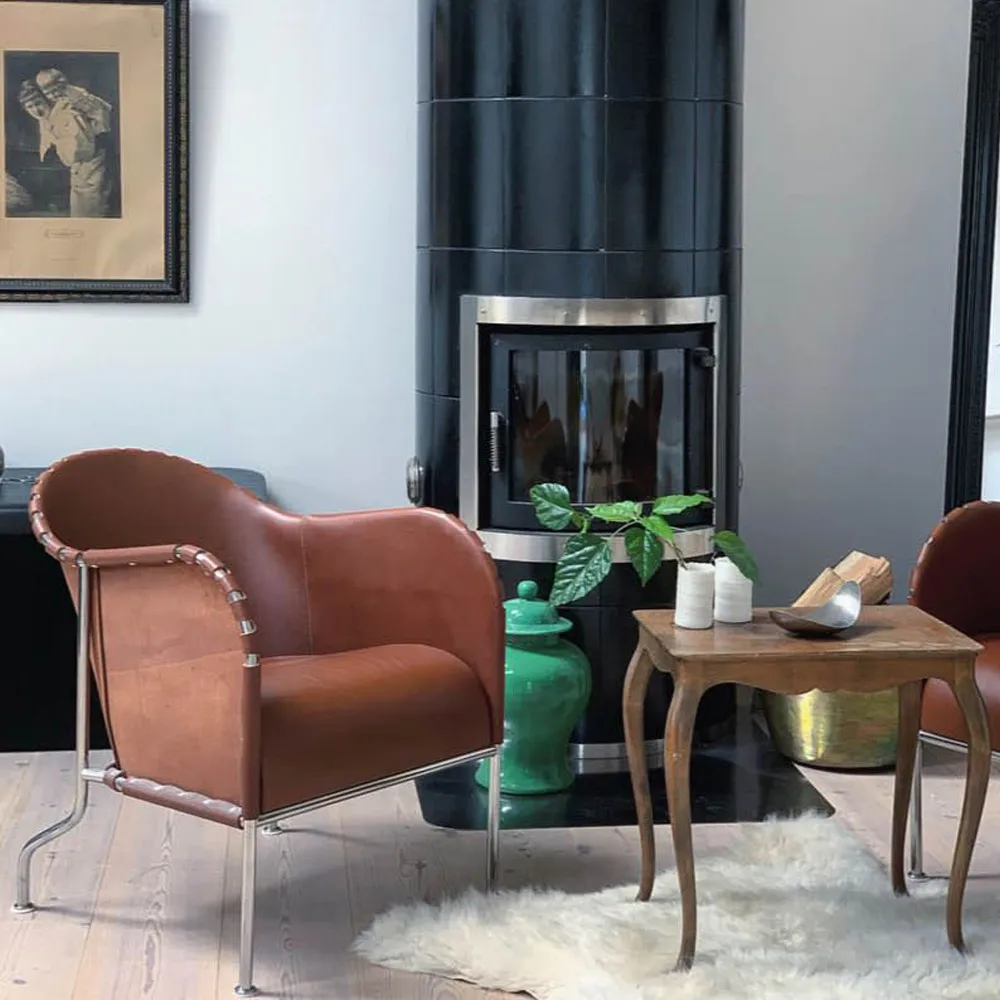 Bruno poltrona, Couro central conhaque-cromo Källemo