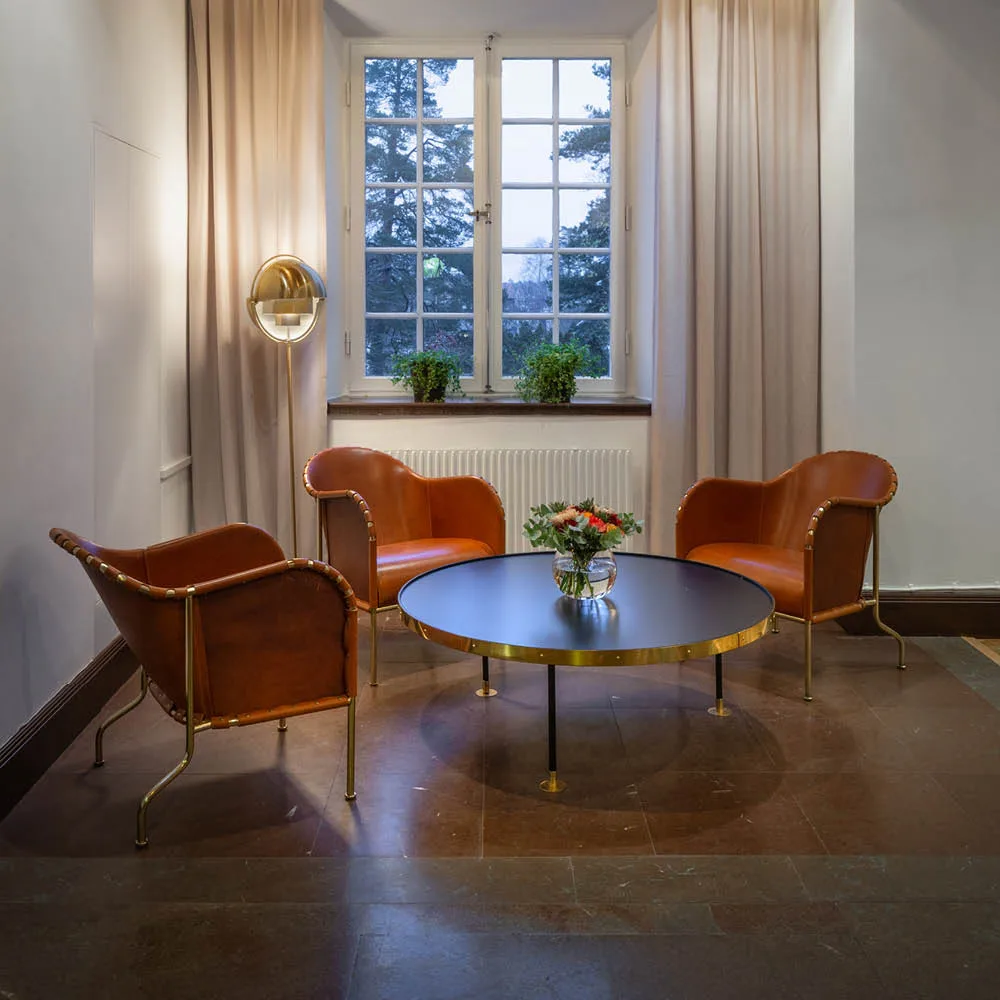 Bruno poltrona, Couro de núcleo conhaque-estrutura em latão Källemo