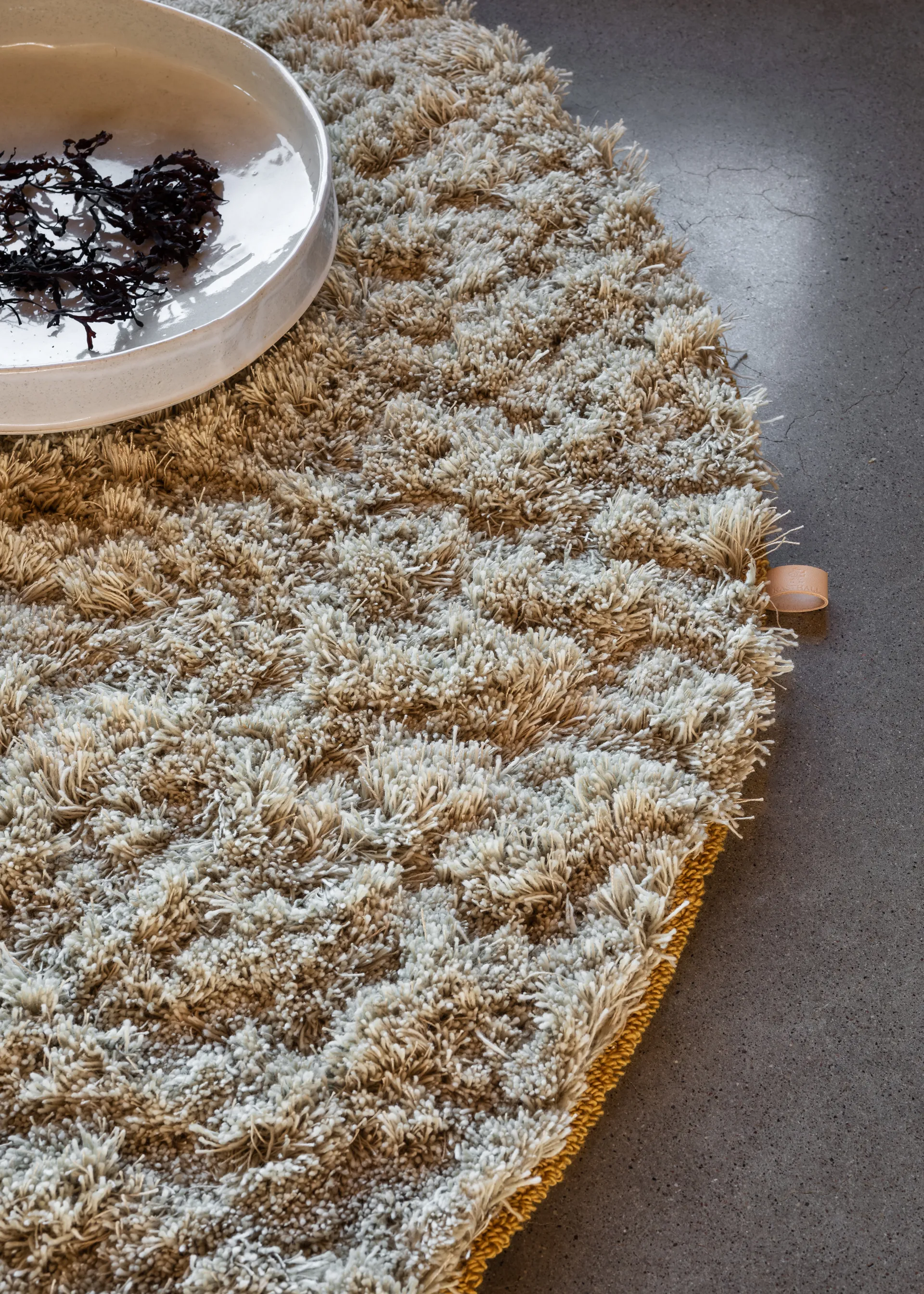 Ålegraes tapete, 360x450 cm, Kalk 881 Kasthall