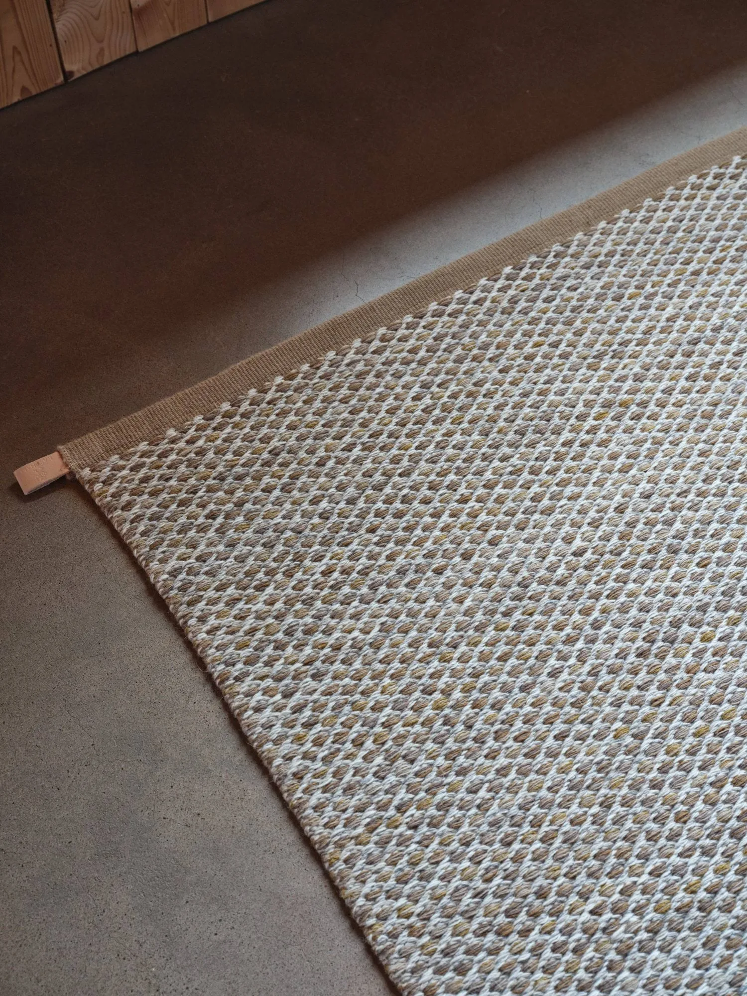 Ori tapete de lã, 870 Honeycomb, 270x270 cm, com backing Kasthall