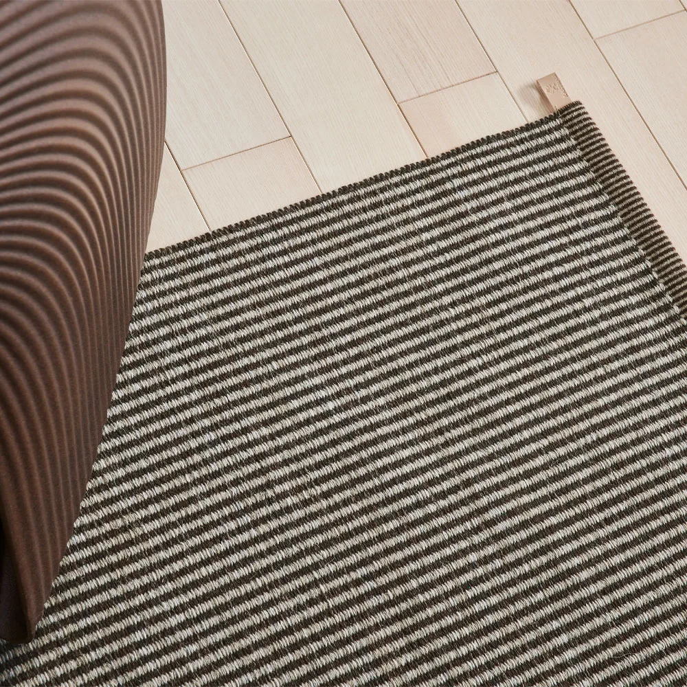 Tapete Stripe Icon, Cinzento Griffin 590 90x250 cm  Kasthall