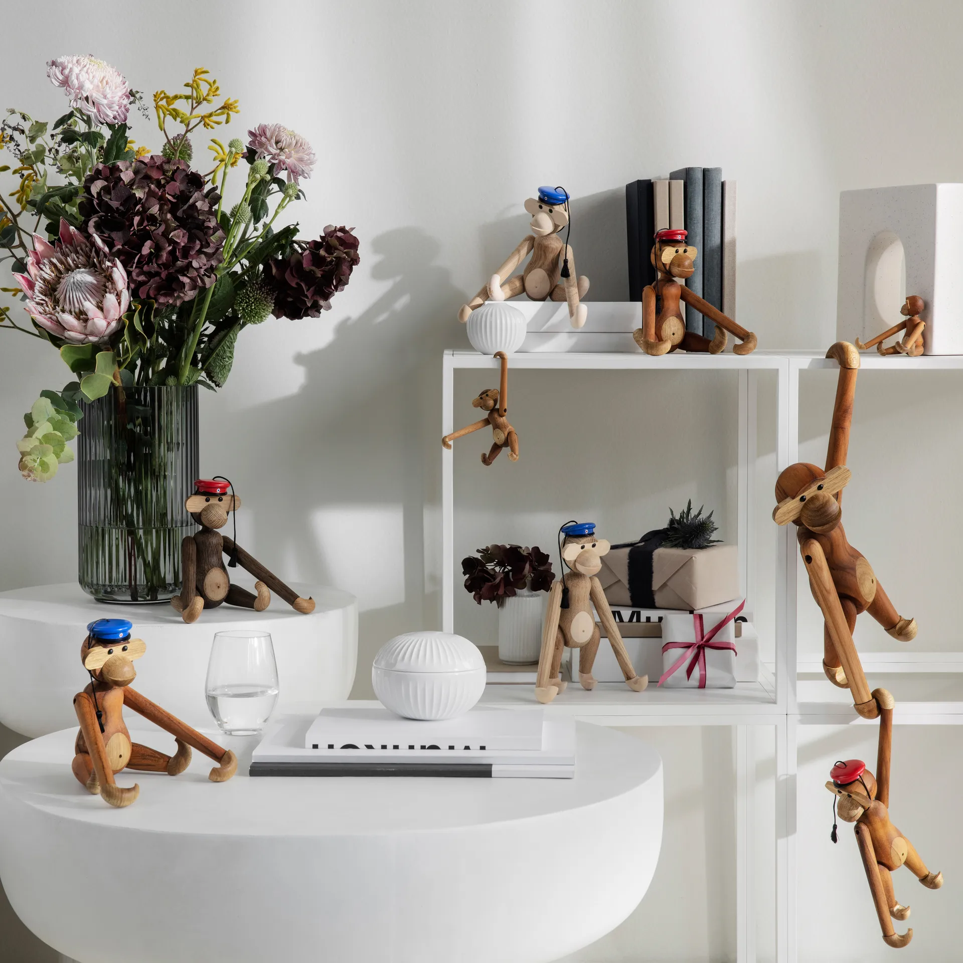 Chapéu de estudante para o macaco pequeno Kay Bojesen, Vermelho Kay Bojesen Denmark