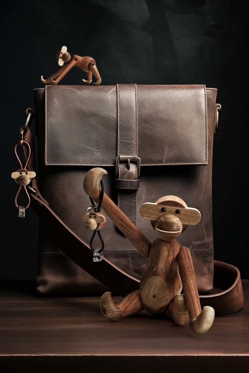 Chaveiro Kay Bojesen macaco, Teca-limba, couro natural Kay Bojesen Denmark