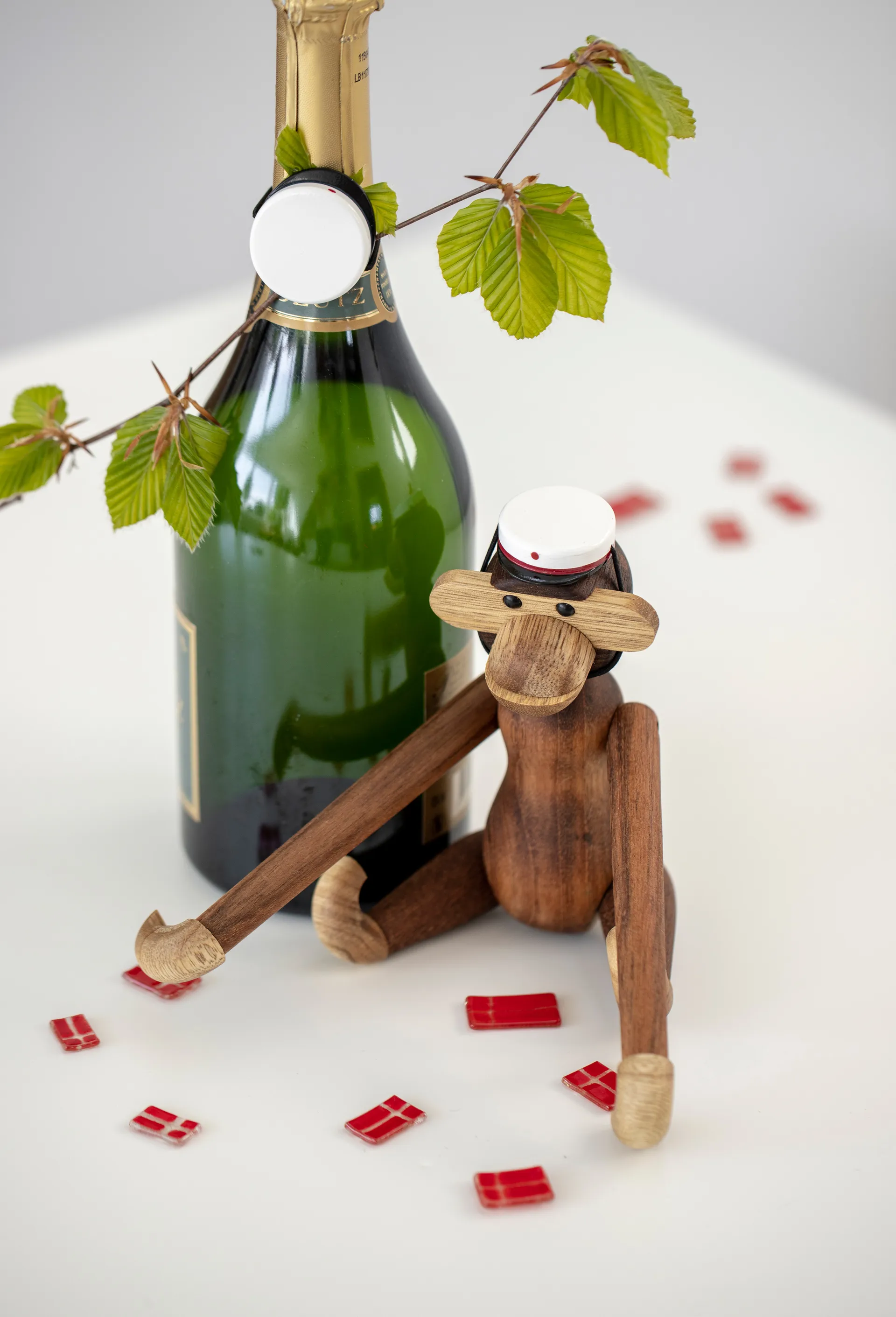 Macaco com chapéu de estudante vermelho Kay Bojesen,  Kay Bojesen Denmark