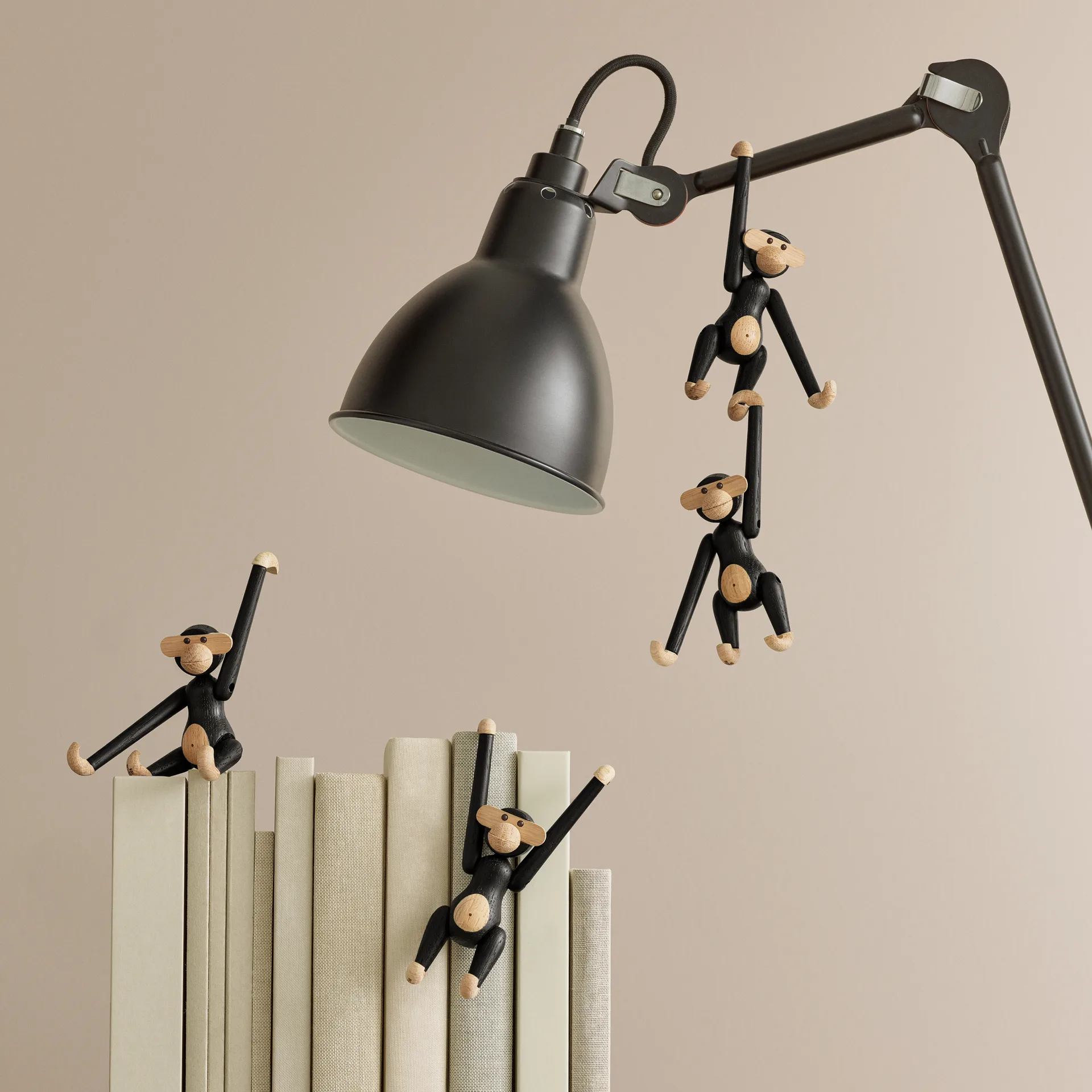 Macaco pequeno Kay Bojesen, Carvalho tingido escuro  Kay Bojesen Denmark