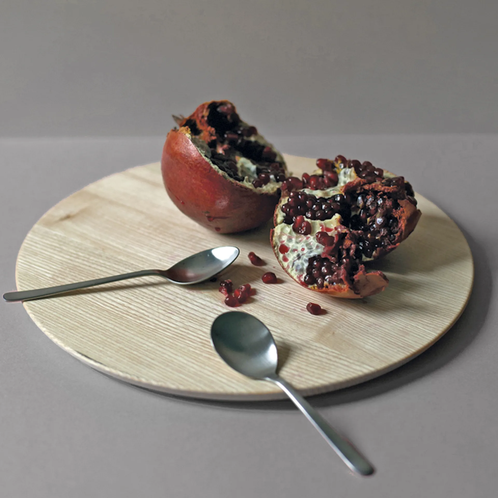 KAY bandeja de servir Ø30 cm, Madeira de freixo Kay Bojesen