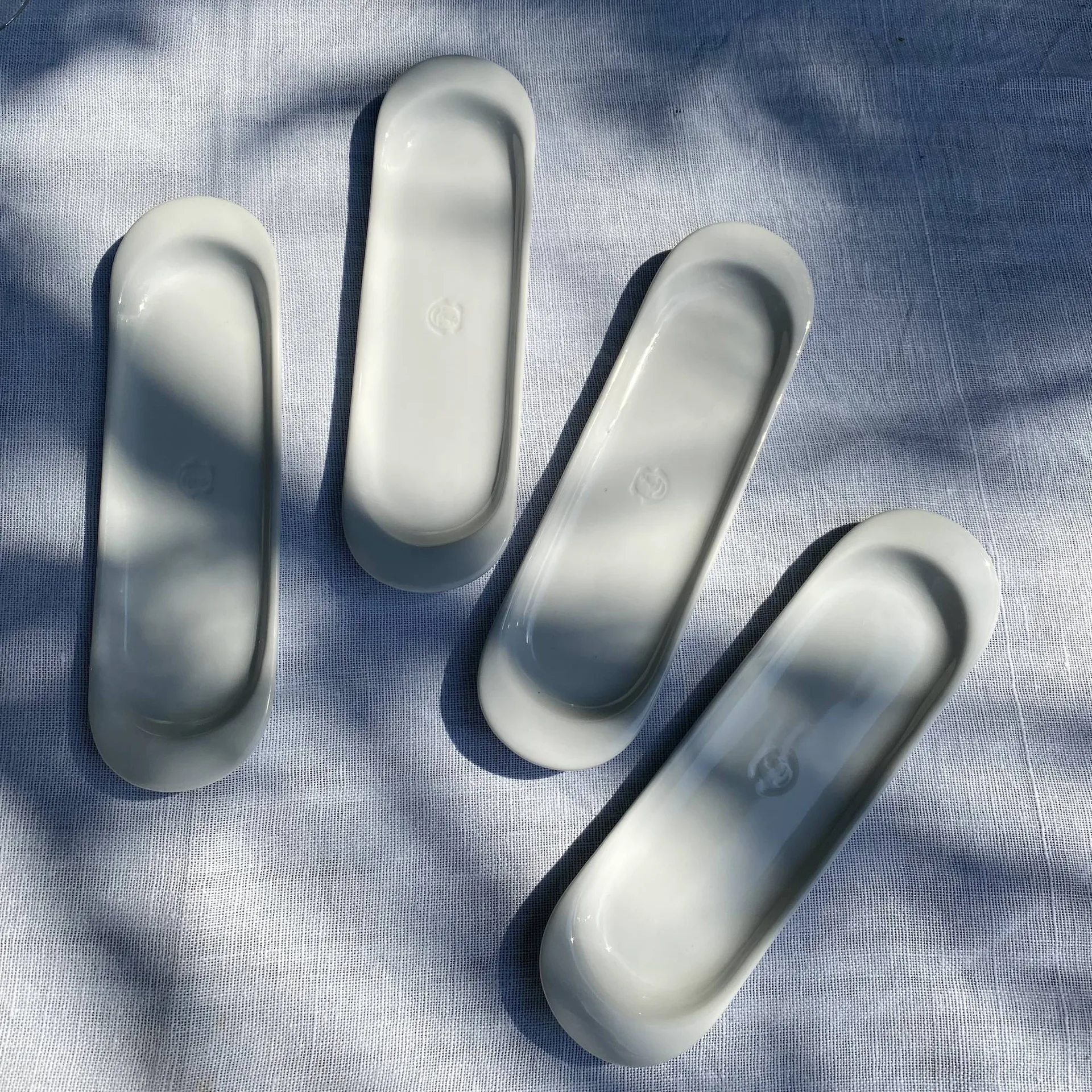 WING pires 20 cm, Branco Kay Bojesen