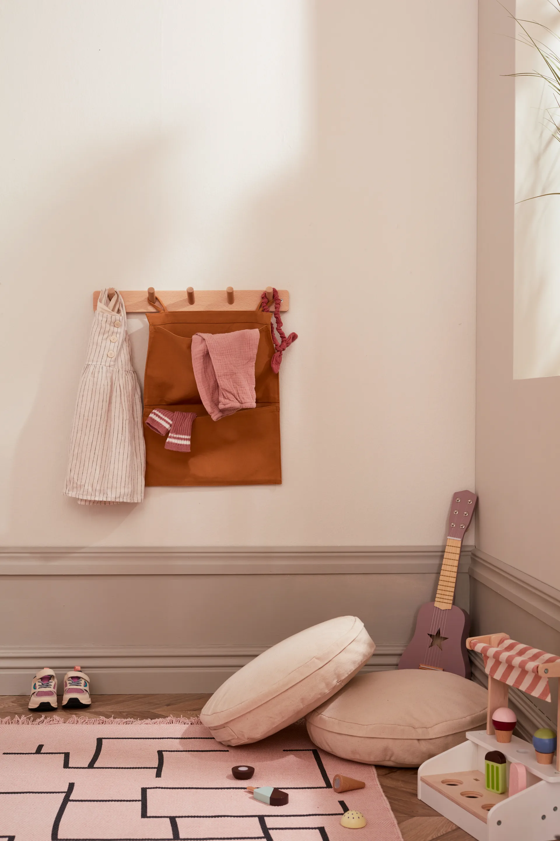 Cabideiro Saga, Madeira de Faia Kid's Concept