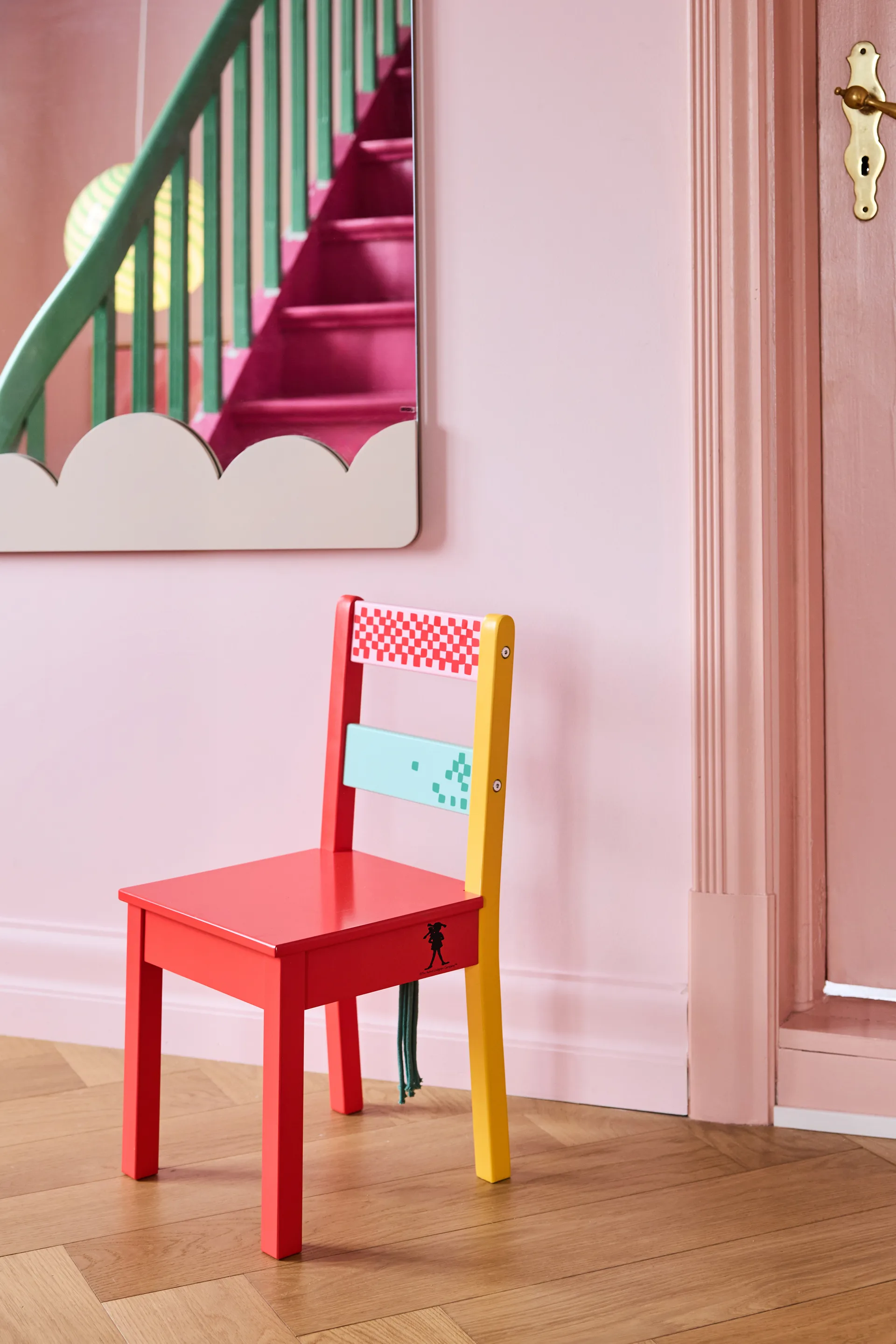 Pippi cadeira, Multicor Kid's Concept