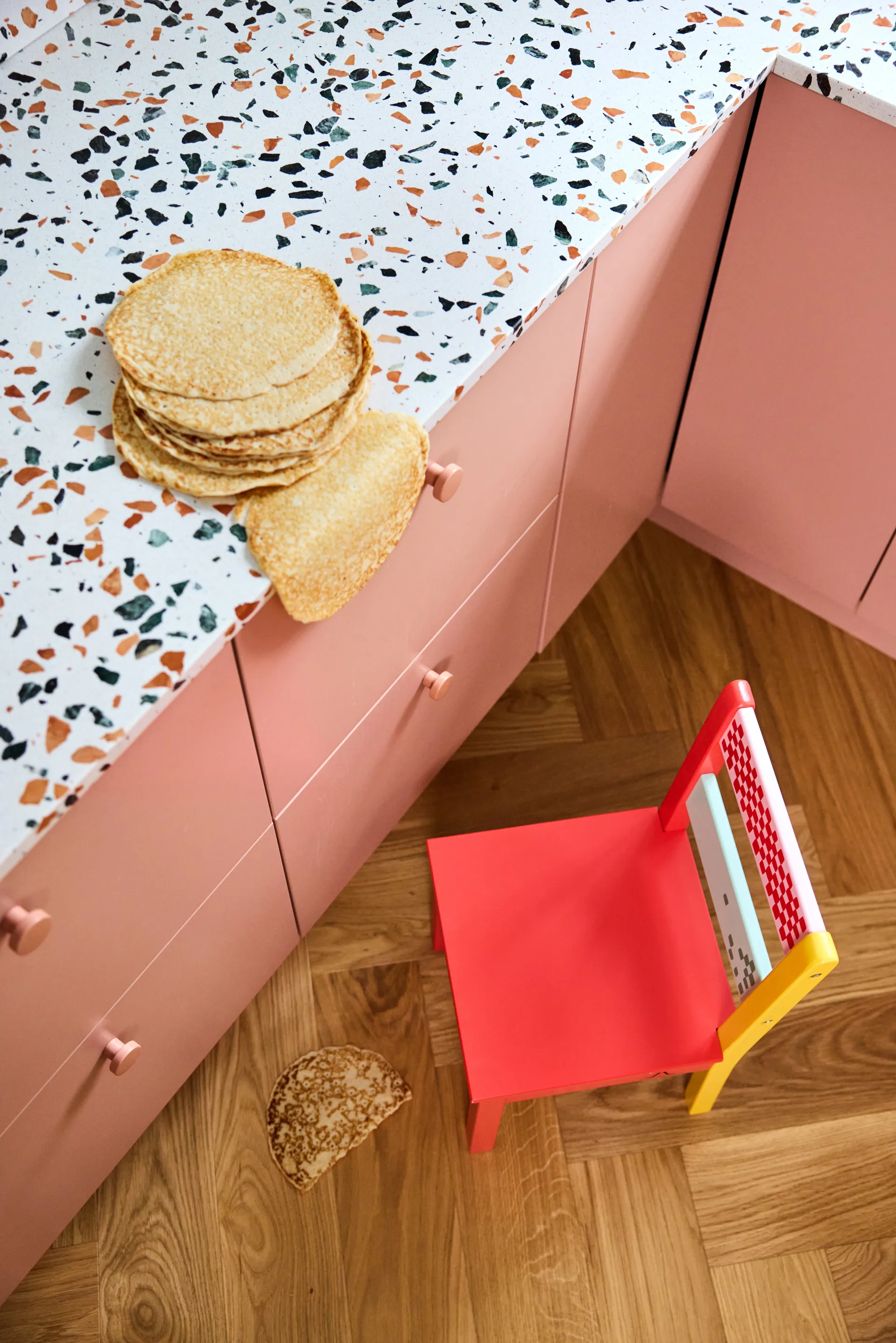 Pippi cadeira, Multicor Kid's Concept