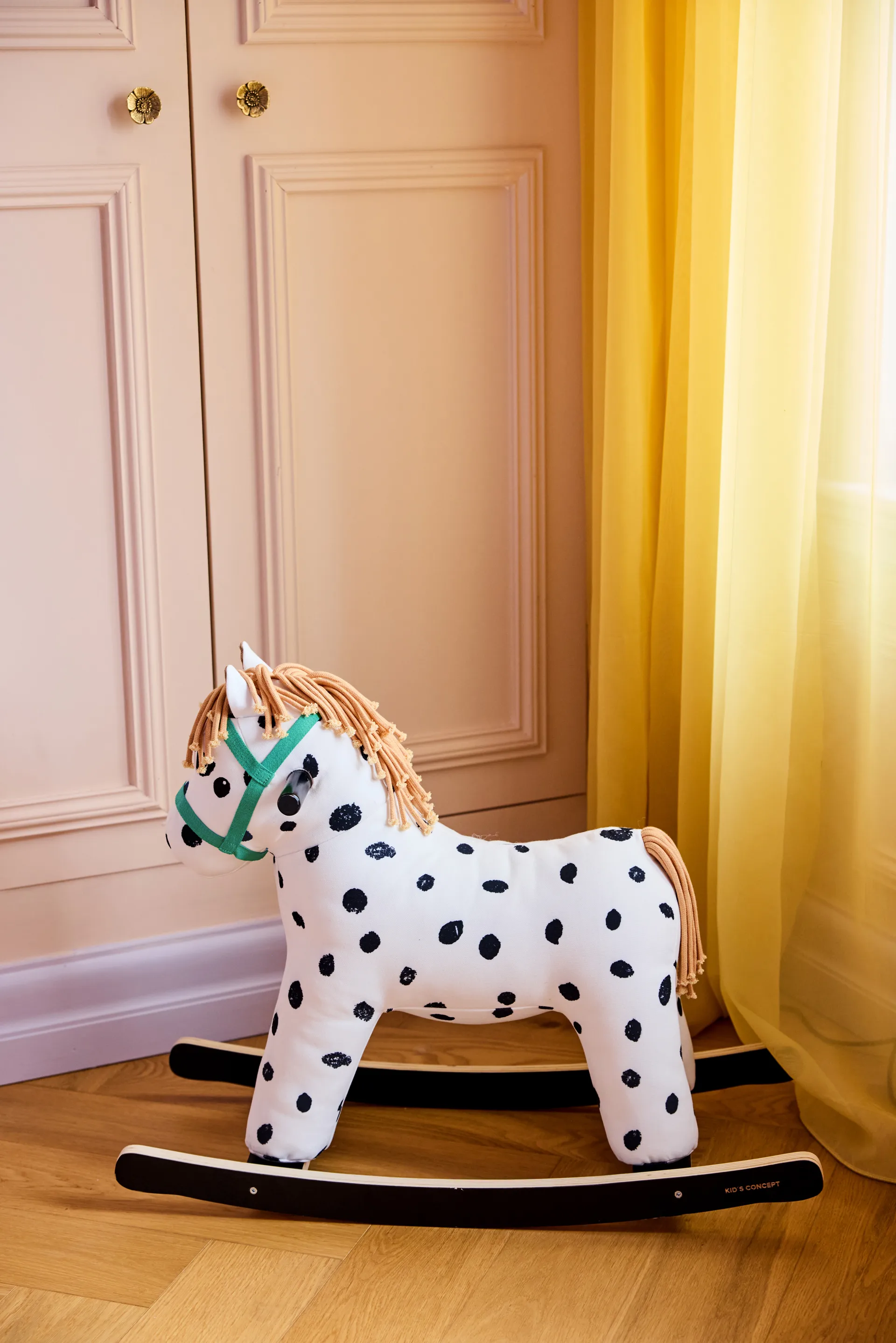 Pippi cavalo de balanço, Branco-preto Kid's Concept