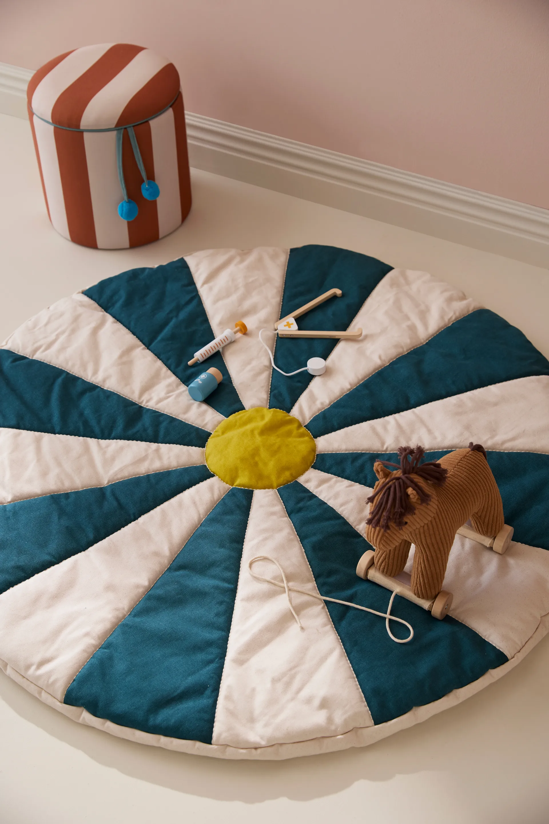 Tapete de brincar Cirkus, Azul‑verde, Ø112x2 cm Kid's Concept