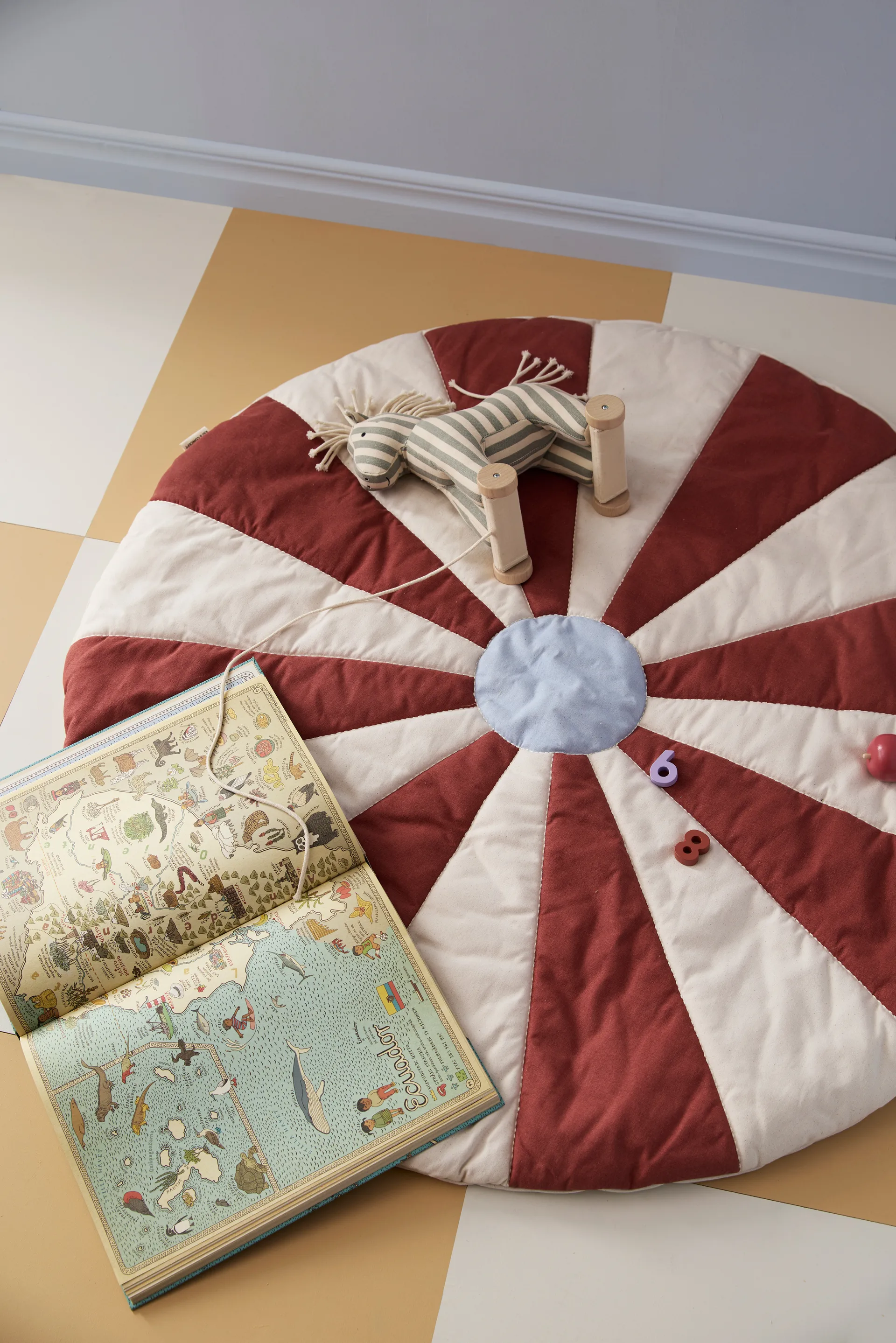 Tapete de brincar Cirkus, Vermelho, Ø112x2 cm Kid's Concept