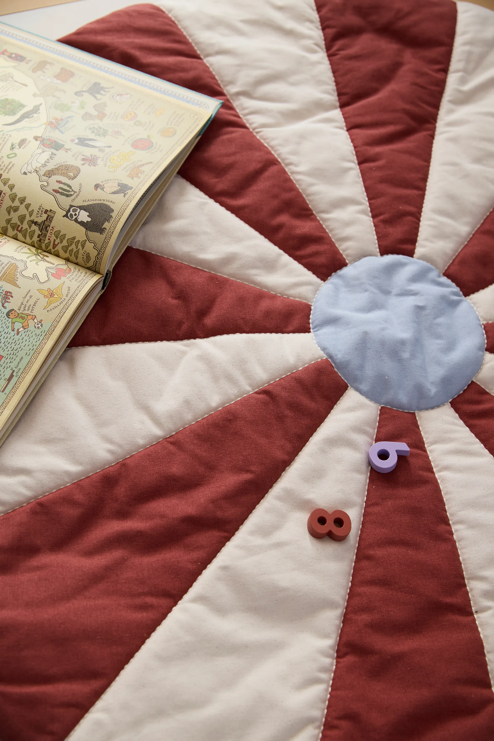 Tapete de brincar Cirkus, Vermelho, Ø112x2 cm Kid's Concept