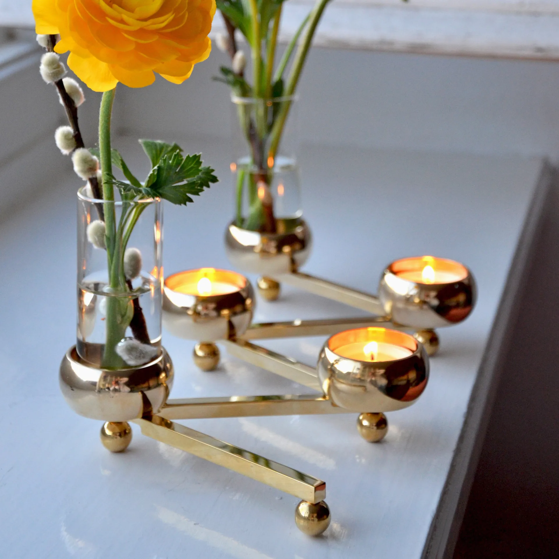 Suporte de velas Constella pequeno , latão KLONG