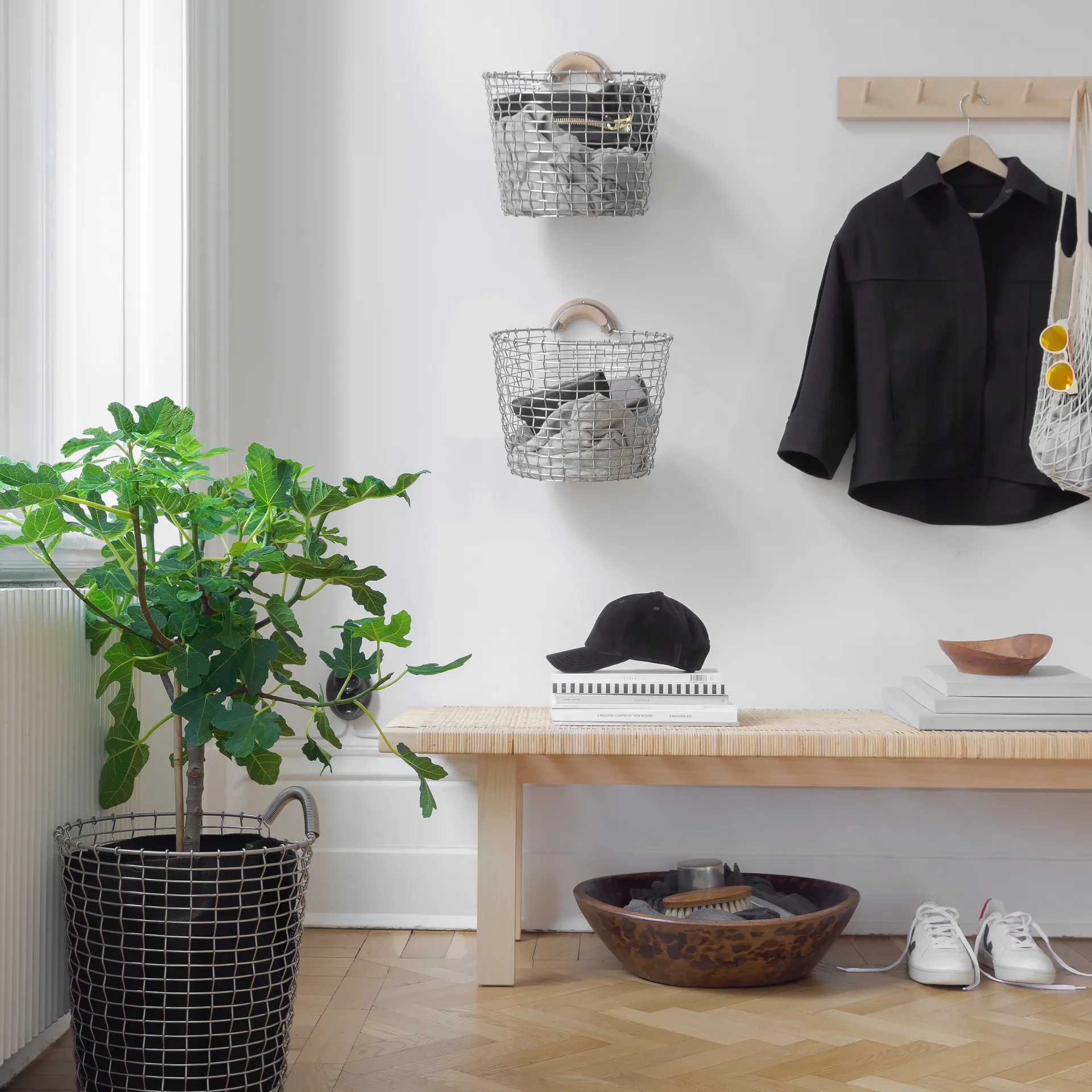 Suporte de cesto em madeira Korbo, freixo KORBO