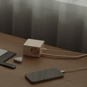 Cuboid+ bloco de tomadas USB-C 30W 2 m - Pearled Ivory (branco) - Kord
