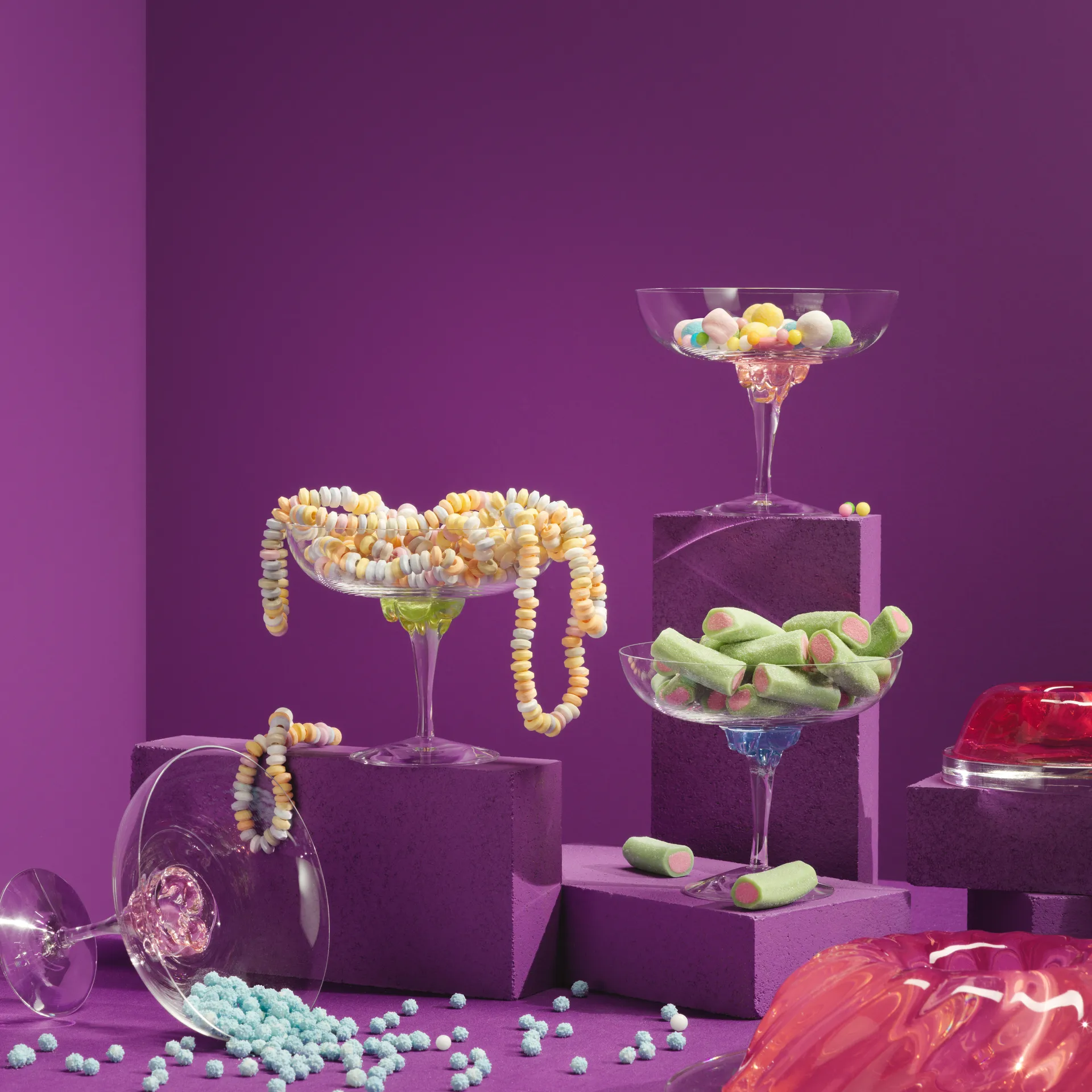 Copo de cocktail Sugar Dandy 32 cl, azul Kosta Boda