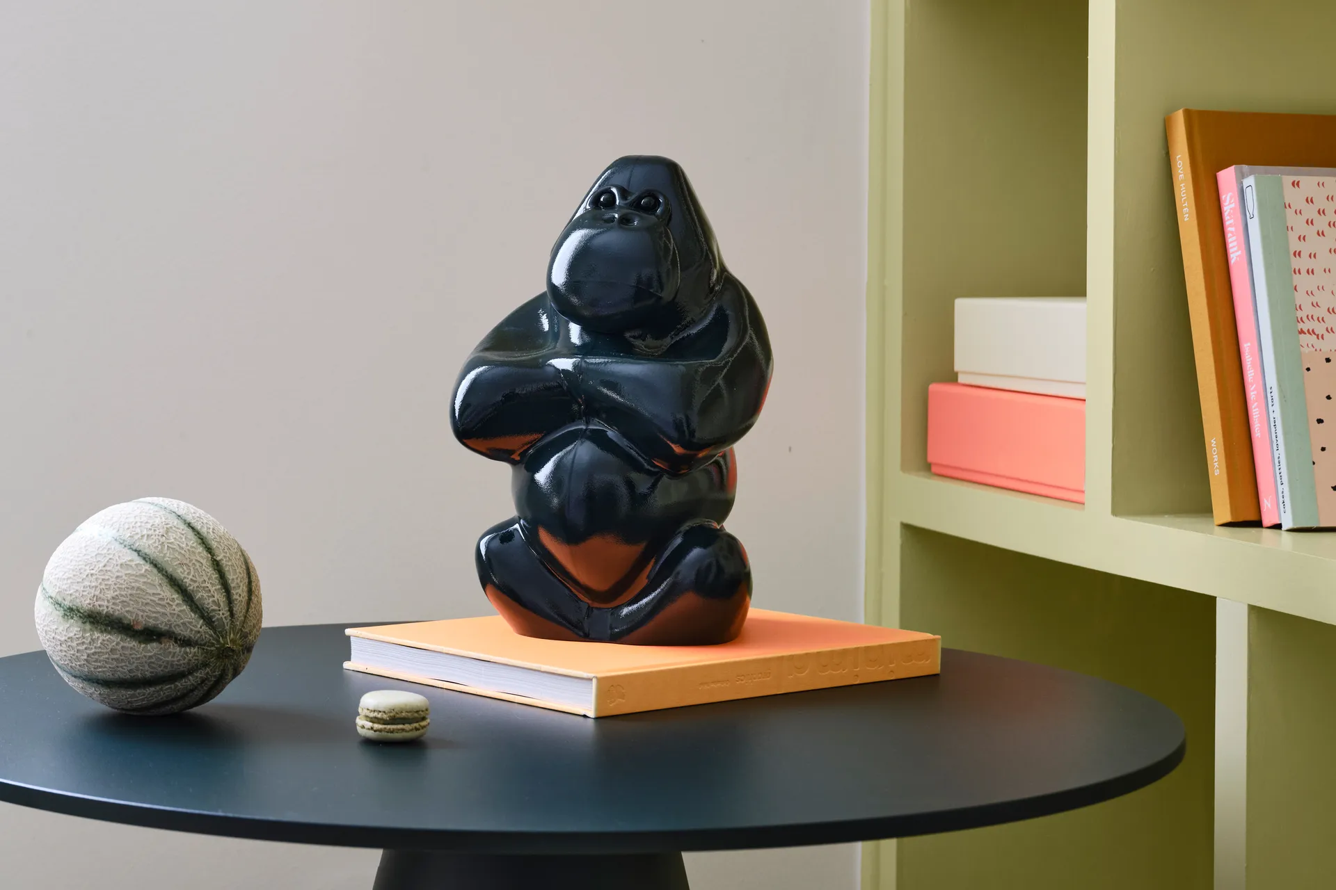 Escultura Gabba Gabba Hey 305 mm, Verde escuro Kosta Boda