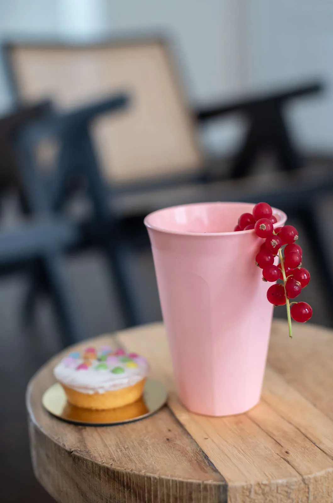 Nora Macarons conjunto de loiça de 16 peças, Multicolor Koziol