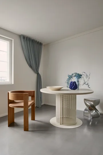 Collector cadeira - Carvalho aquecido laqueado–couro conhaque - Kristina Dam Studio