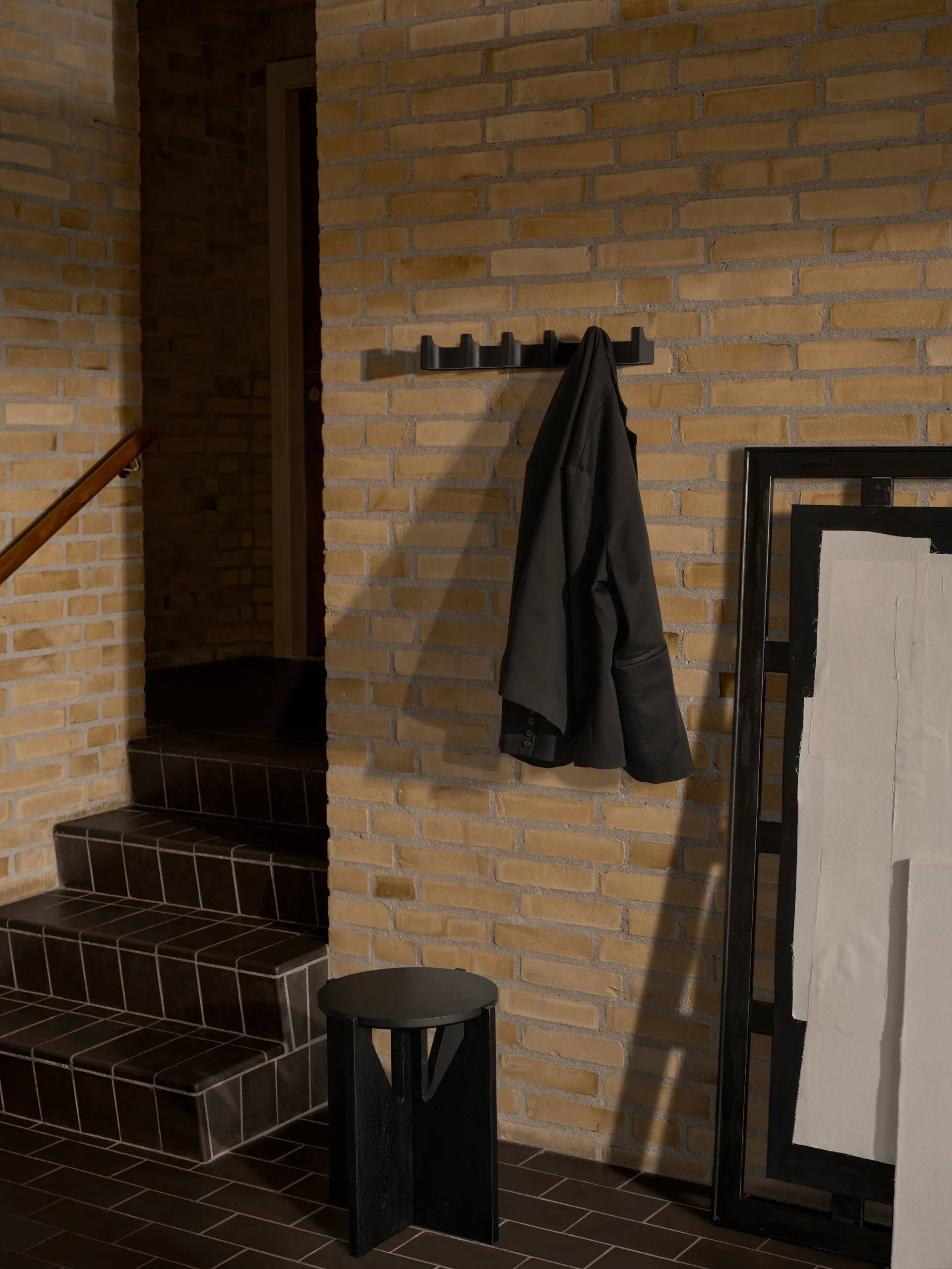 Column cabide 49 cm, Carvalho laqueado preto Kristina Dam Studio