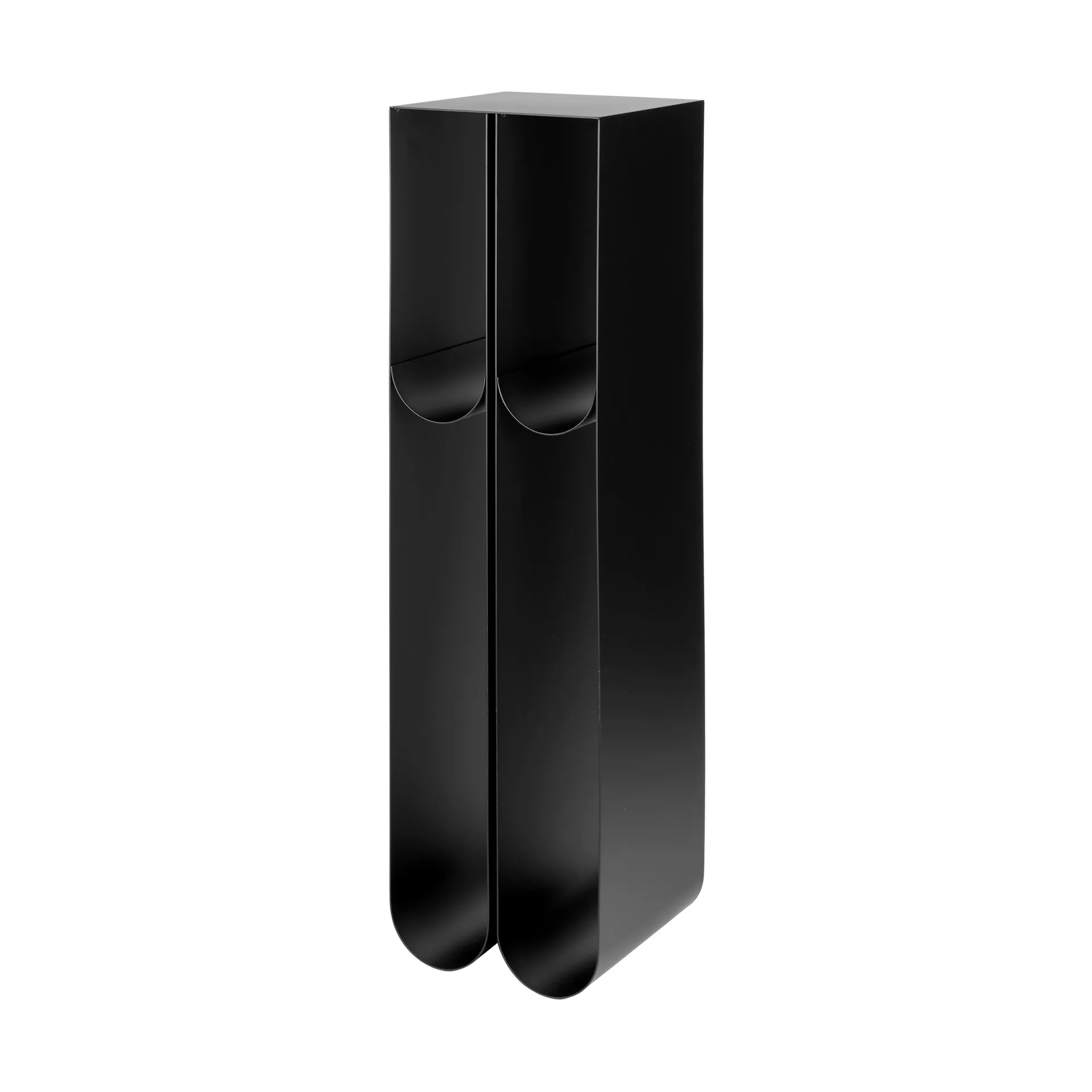 Curved pedestal, Preto Kristina Dam Studio