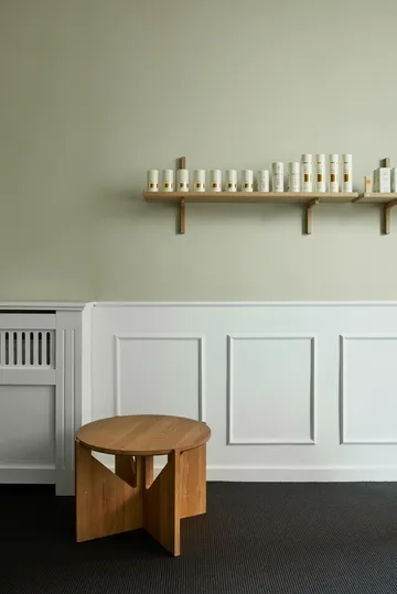 Simple mesa de centro Ø52 cm - Carvalho aquecido laqueado - Kristina Dam Studio