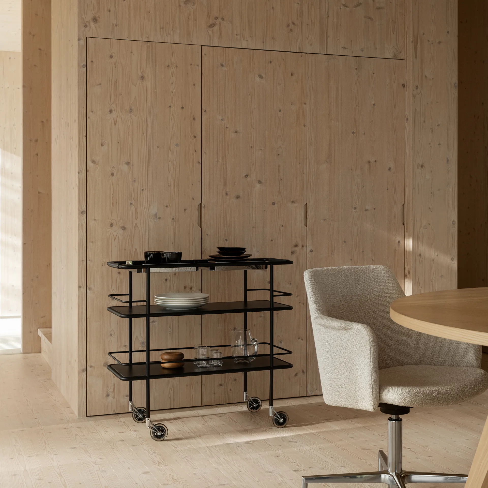 Carrinho de servir Cargo Support, Preto Lammhults