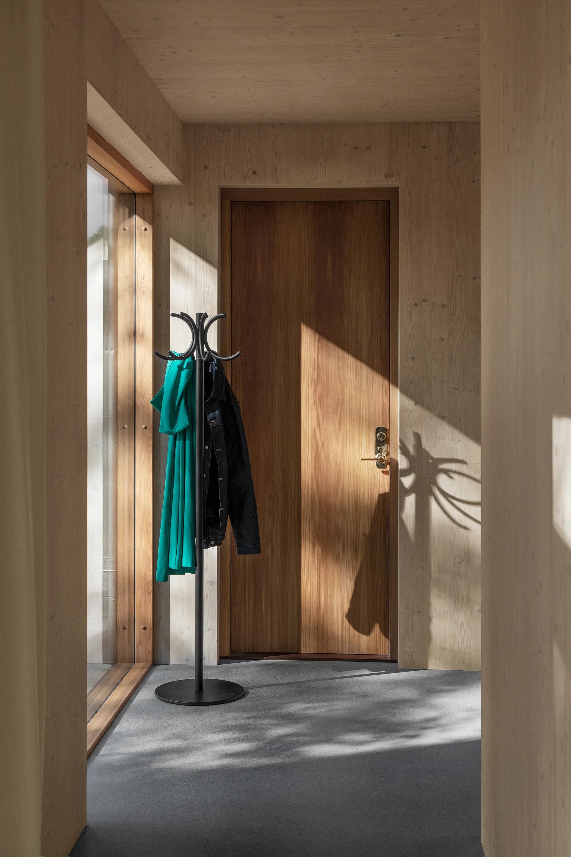 S70-12 cabideiro, Textura preta Lammhults