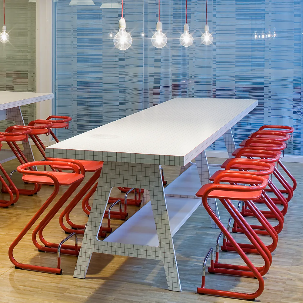 S70-3 banco de bar, Preto-preto Lammhults