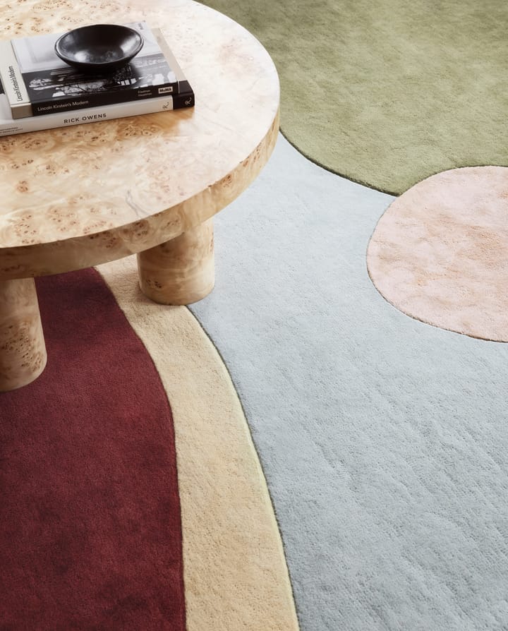 Tapete de lã Sleeping Flower, 140x200 cm Layered
