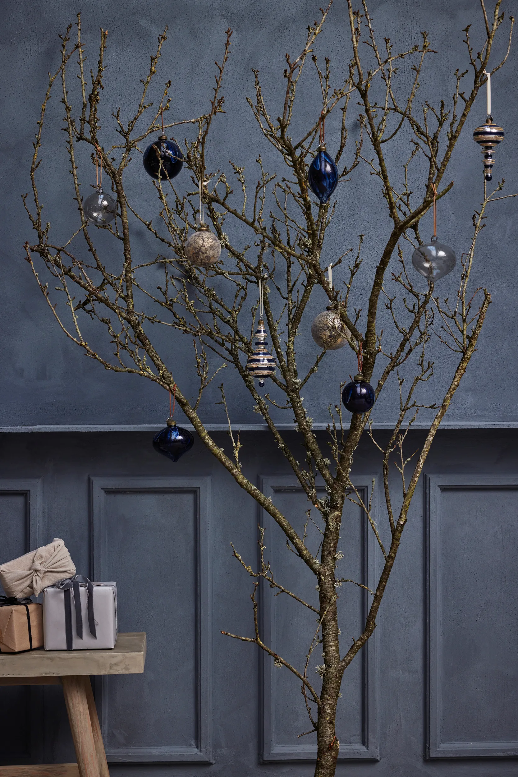 Bola de Natal Clearena Ø10 cm, Azul escuro-dourado Lene Bjerre