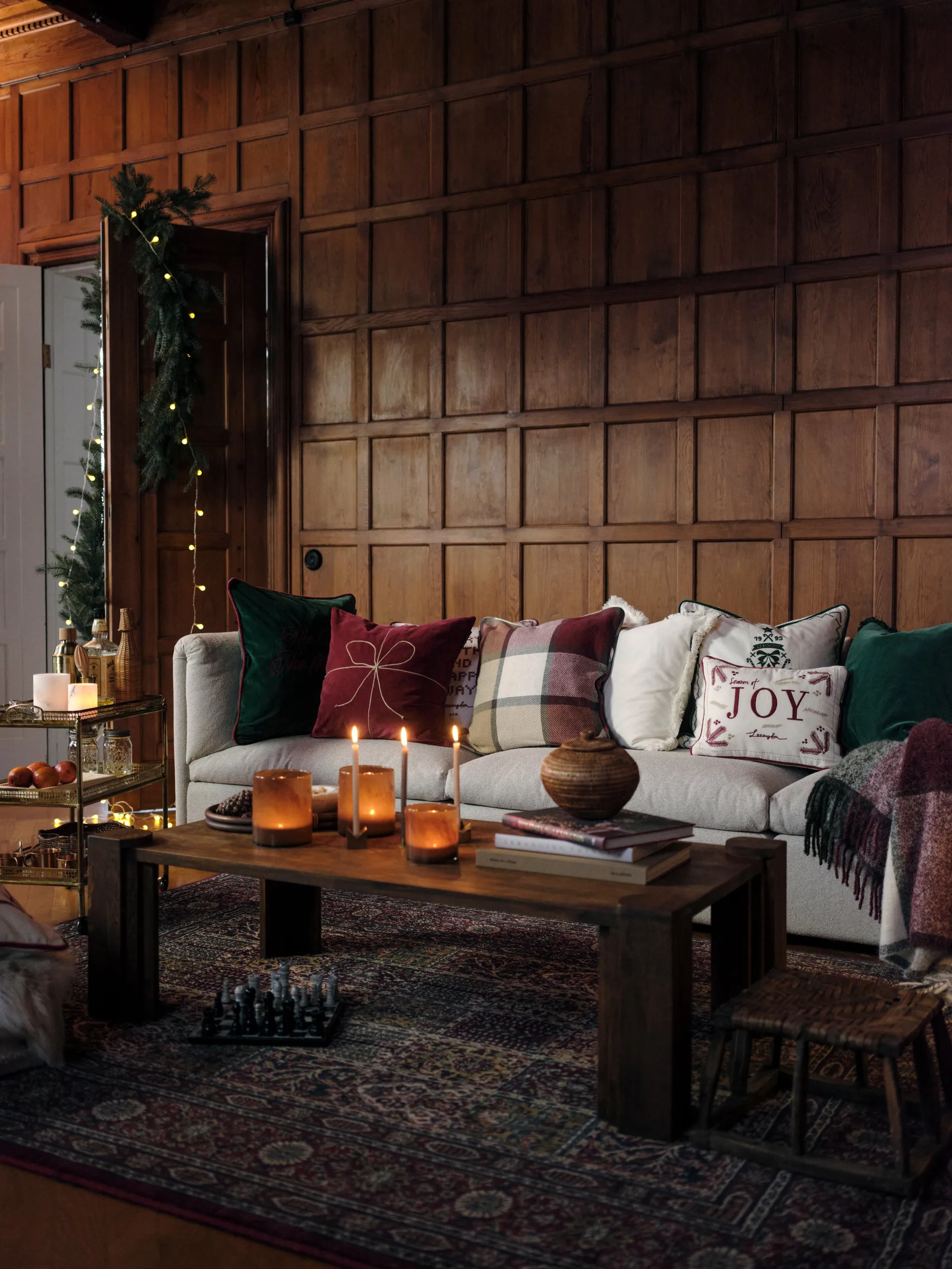 Fronha de veludo com franjas em algodão orgânico 50x50 cm, Verde Lexington