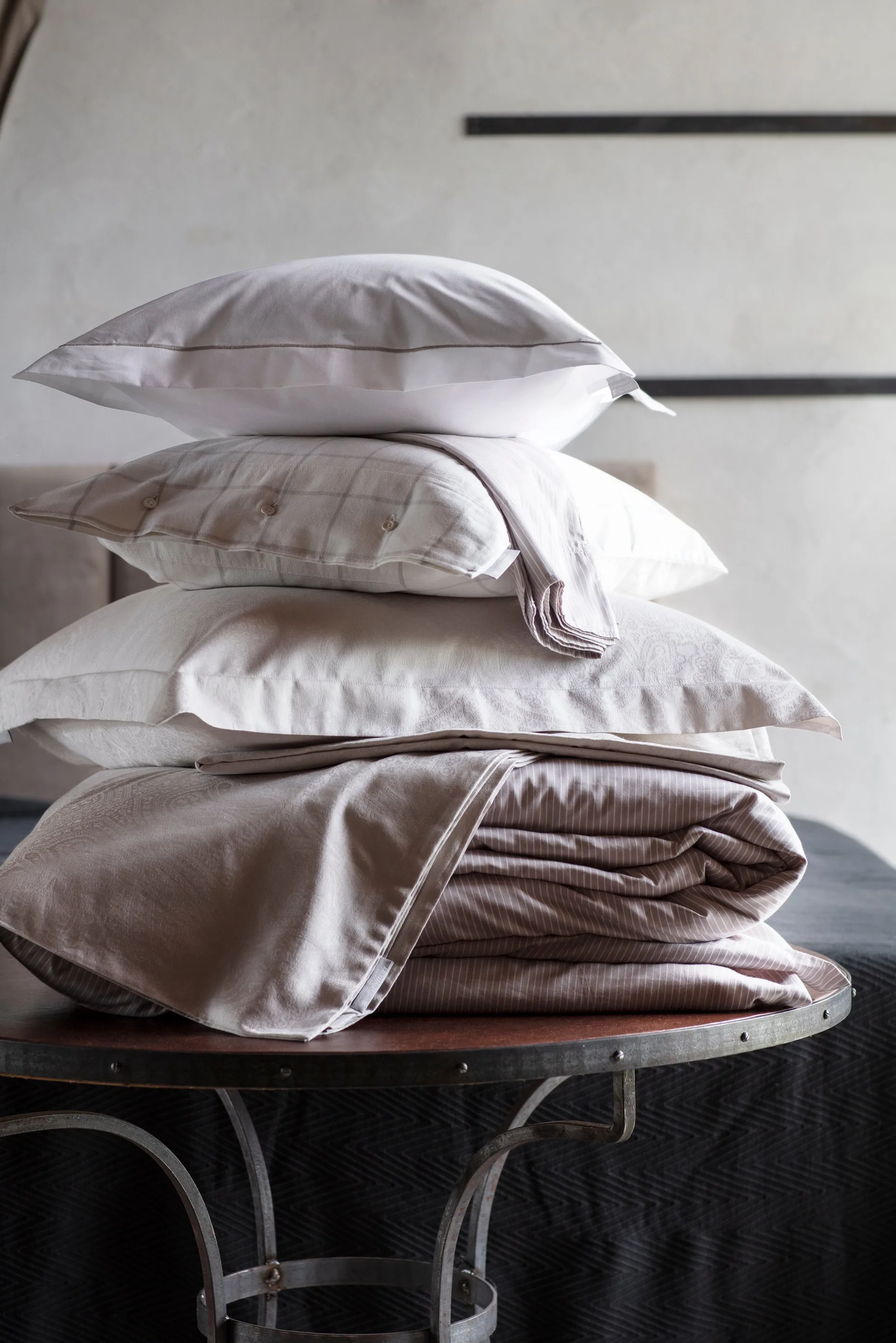 Fronha flanela leve Hotel 65x65 cm, Branco-bege claro Lexington